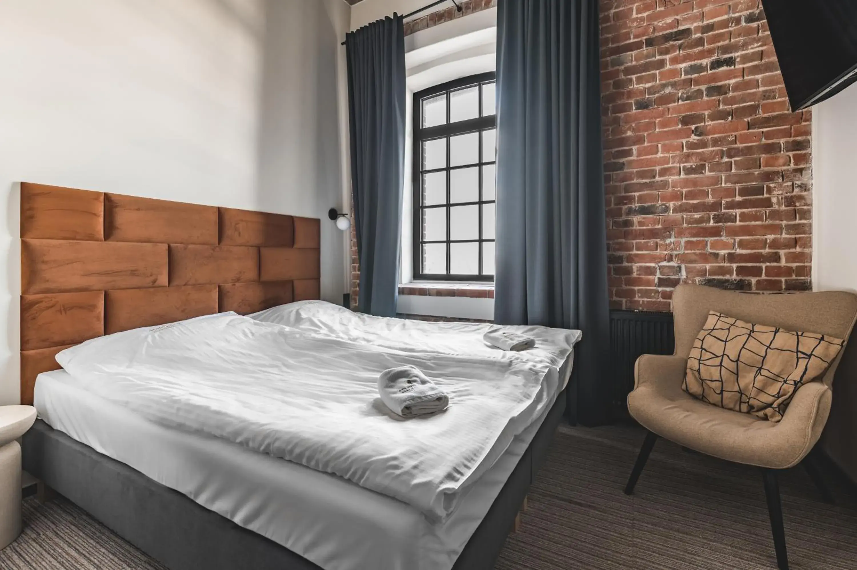 Deluxe Double Room in Aparthotel Stara Przędzalnia Deluxe Double Room in Aparthotel Stara Przędzalnia