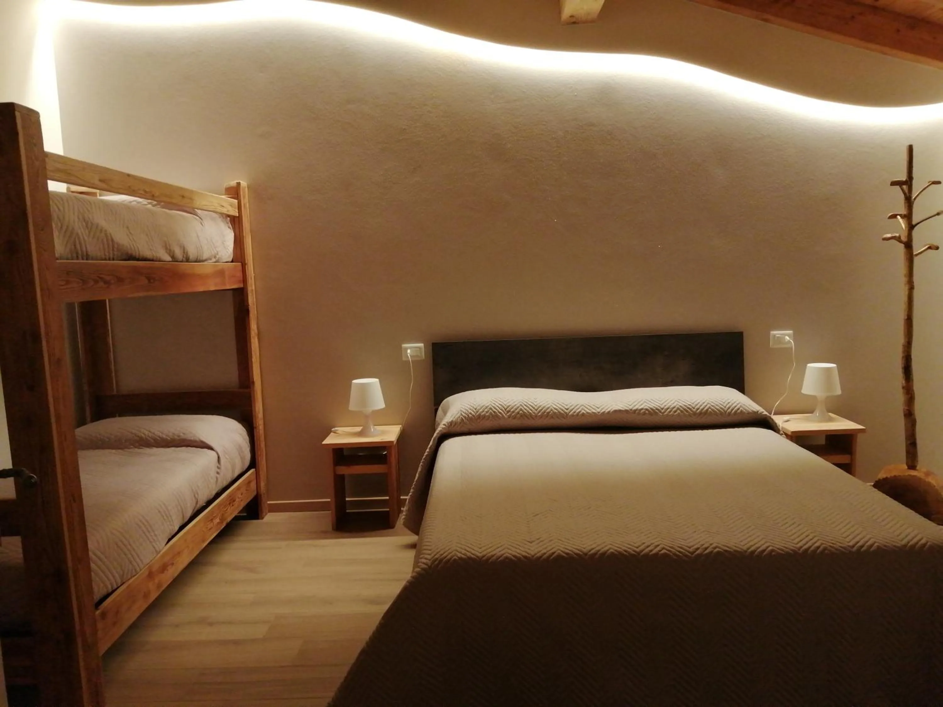 Bed in Alla Vecchia Contrada B&B