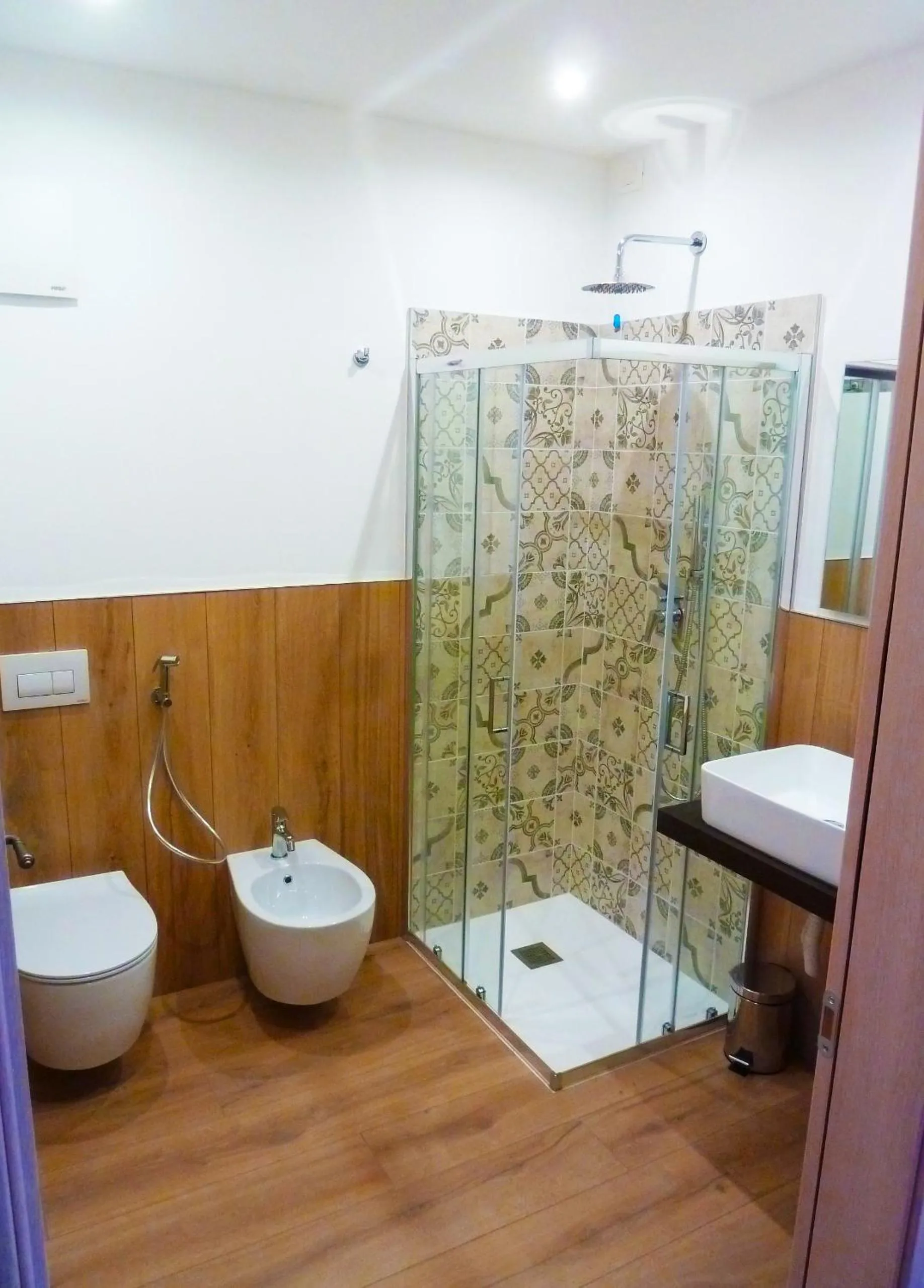 Shower in Alla Vecchia Contrada B&B