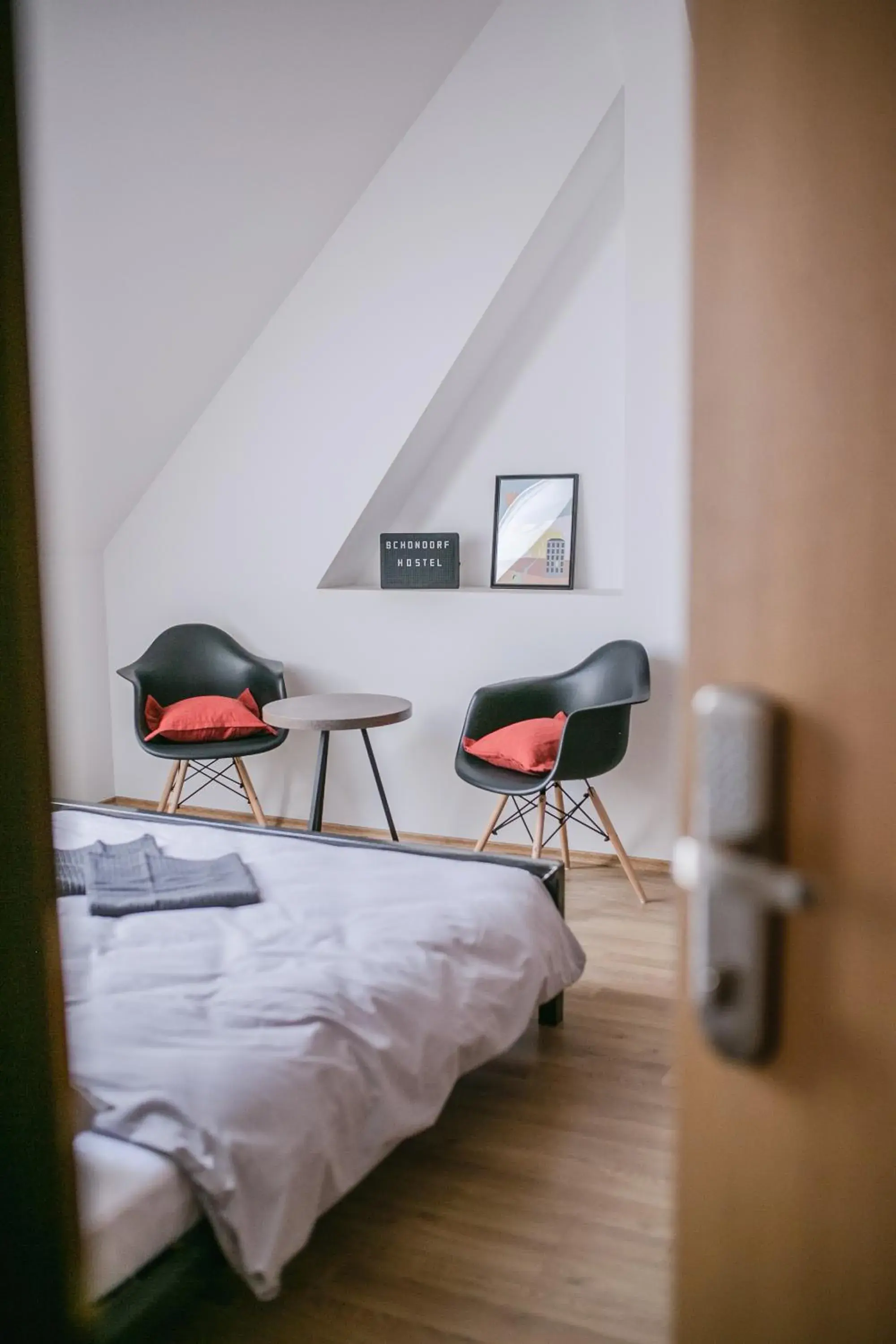 Standard Double Room with Shared Bathroom in Schöndorf Hostel - virtual reception Standard Double Room with Shared Bathroom in Schöndorf Hostel - virtual reception