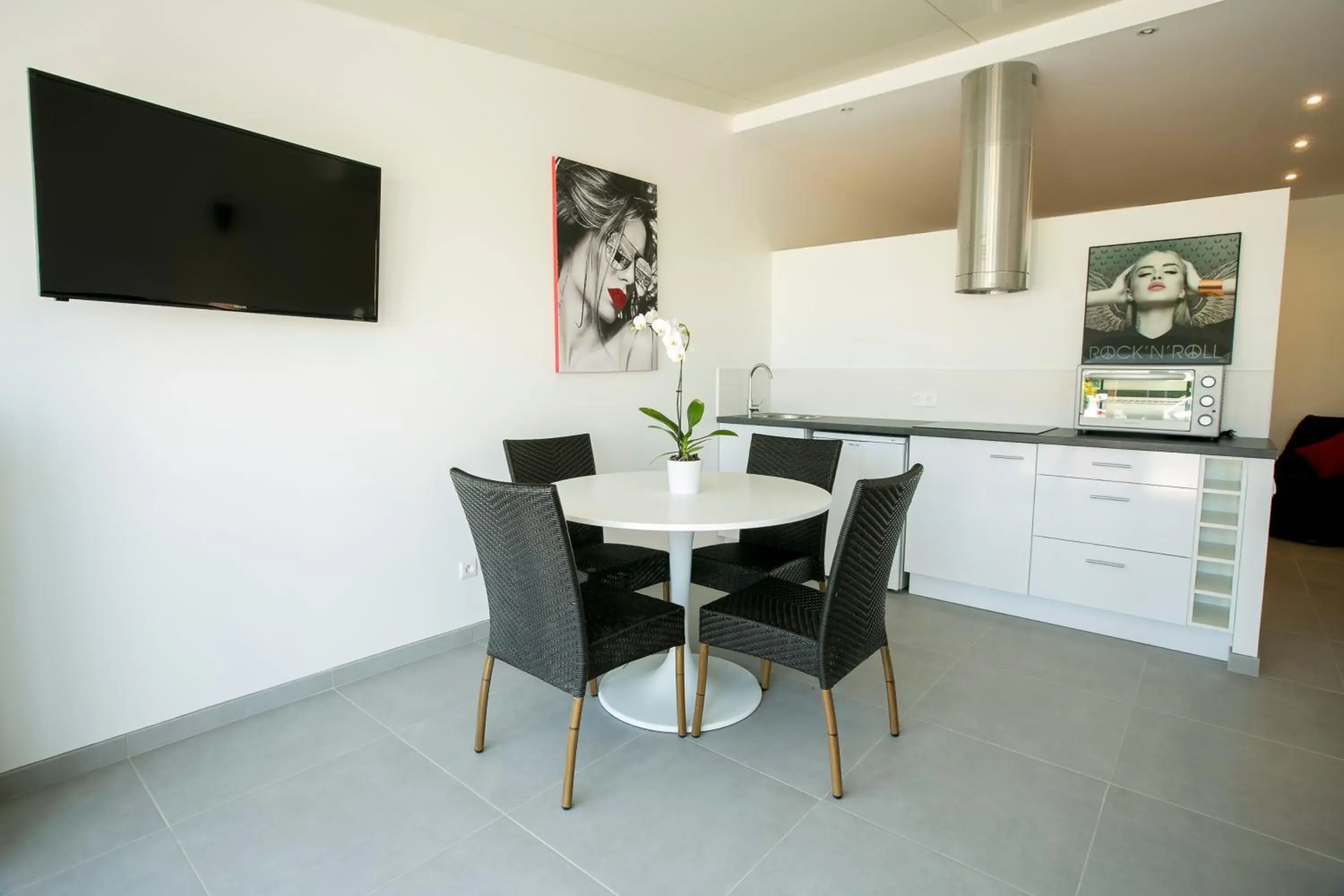 Loft With Terrace and Seaside in Le Grand Large Bord de Mer Hotel & Appartements Loft With Terrace and Seaside in Le Grand Large Bord de Mer Hotel & Appartements