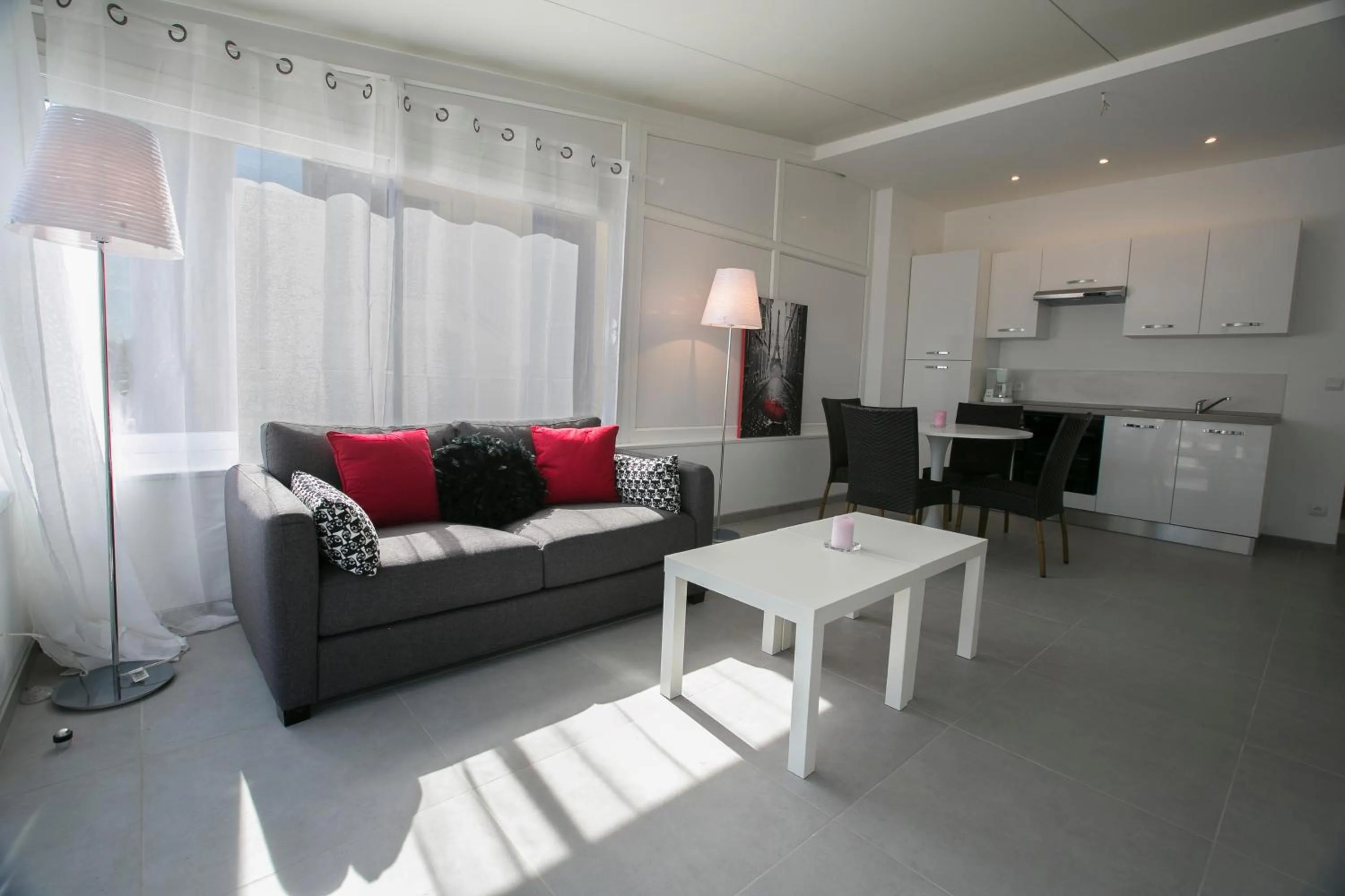 Kitchen or kitchenette in Le Grand Large Bord de Mer Hotel & Appartements