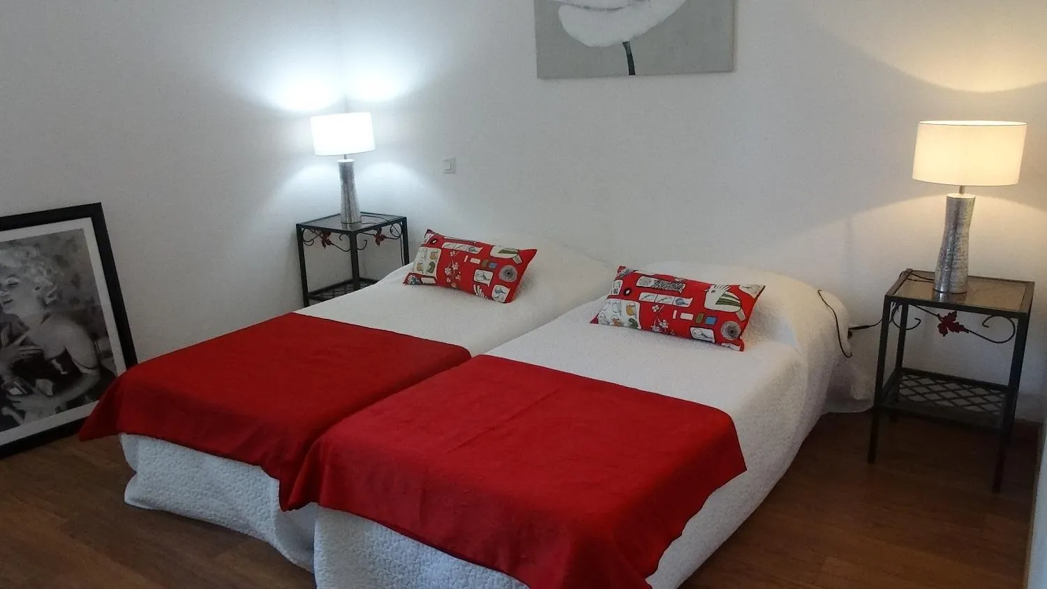 Bedroom, Bed in Le Grand Large Bord de Mer Hotel & Appartements