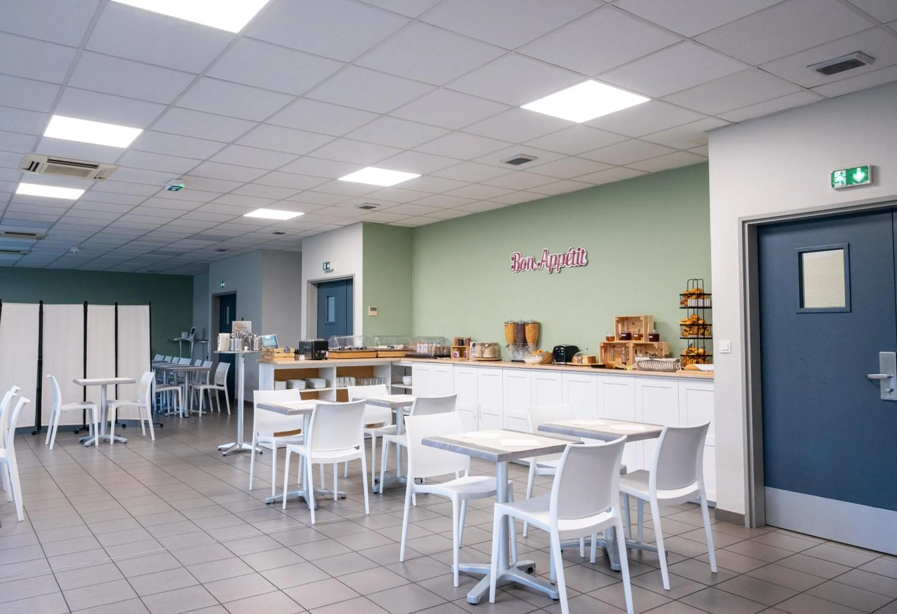 Breakfast in Comfort Aparthotel Toulouse Métropole