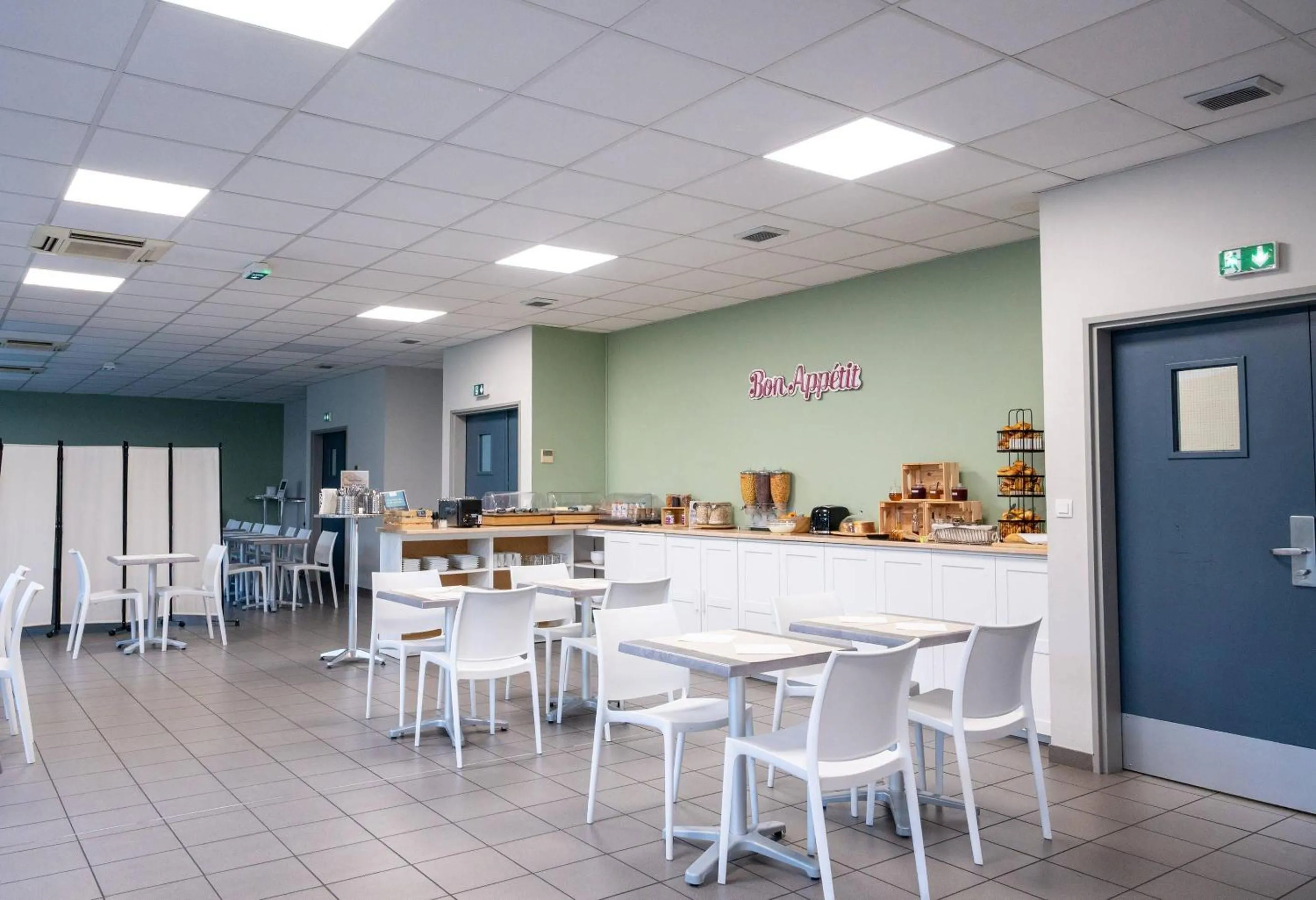 Breakfast in Comfort Aparthotel Toulouse Métropole