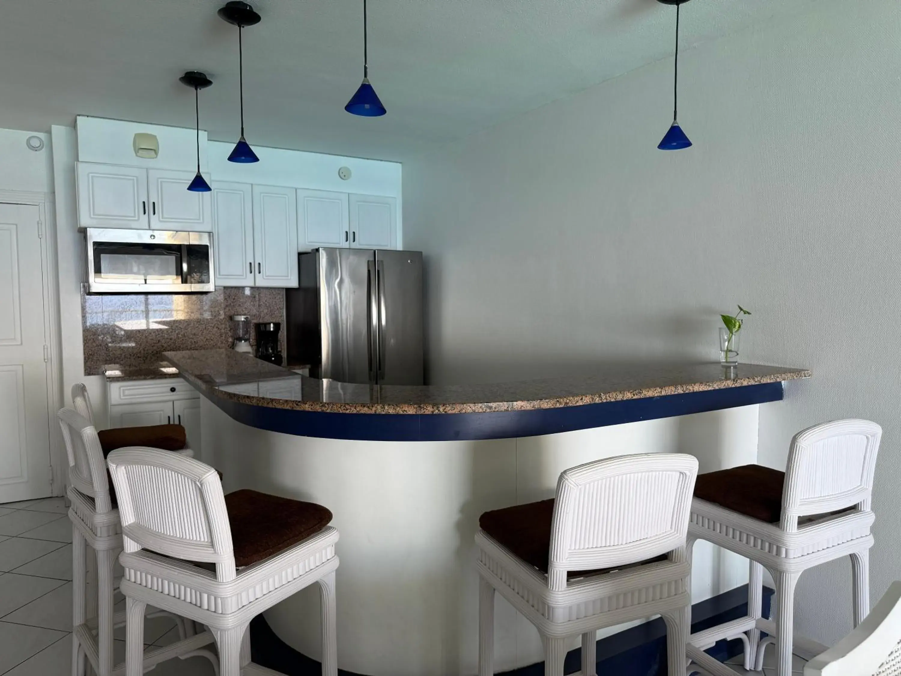 Deluxe Suite with Sea View in Sapphire Beach Club Resort Deluxe Suite with Sea View in Sapphire Beach Club Resort