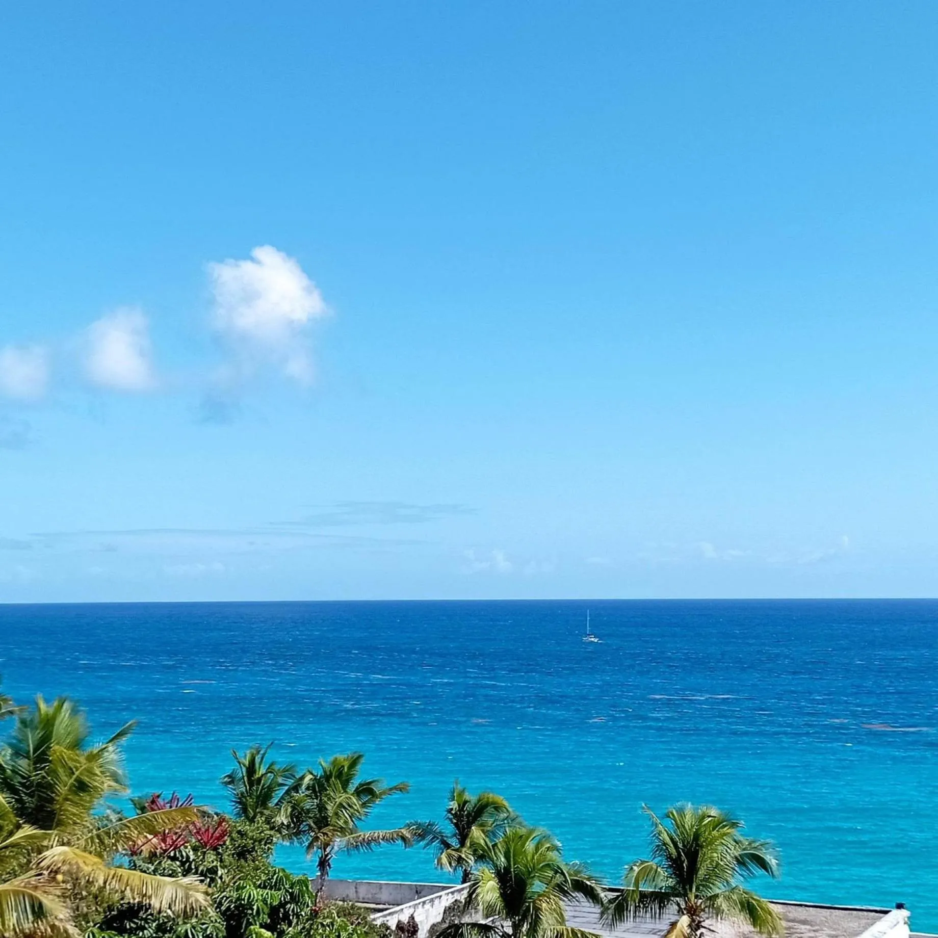 Sea view in Sapphire Beach Club Resort