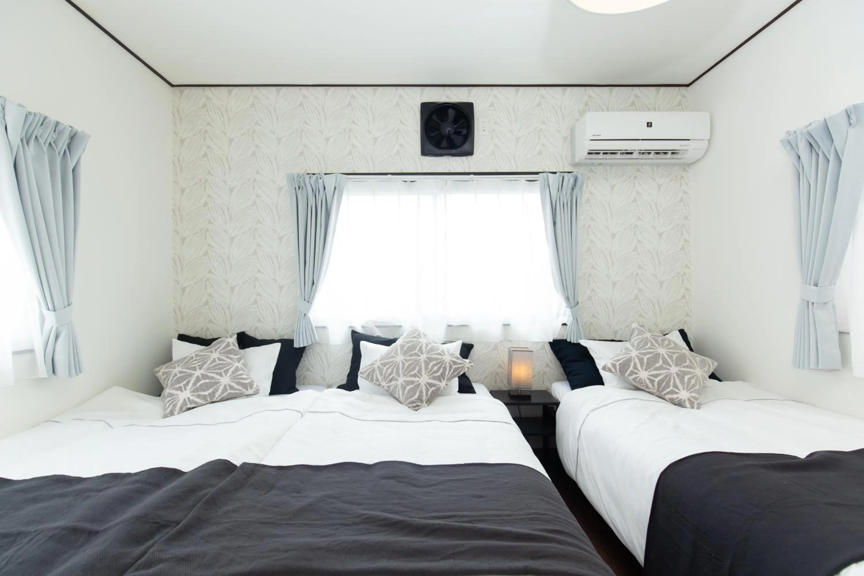 Bedroom, Bed in MON Kishinosato-tamade Ekimae -vacation rental-