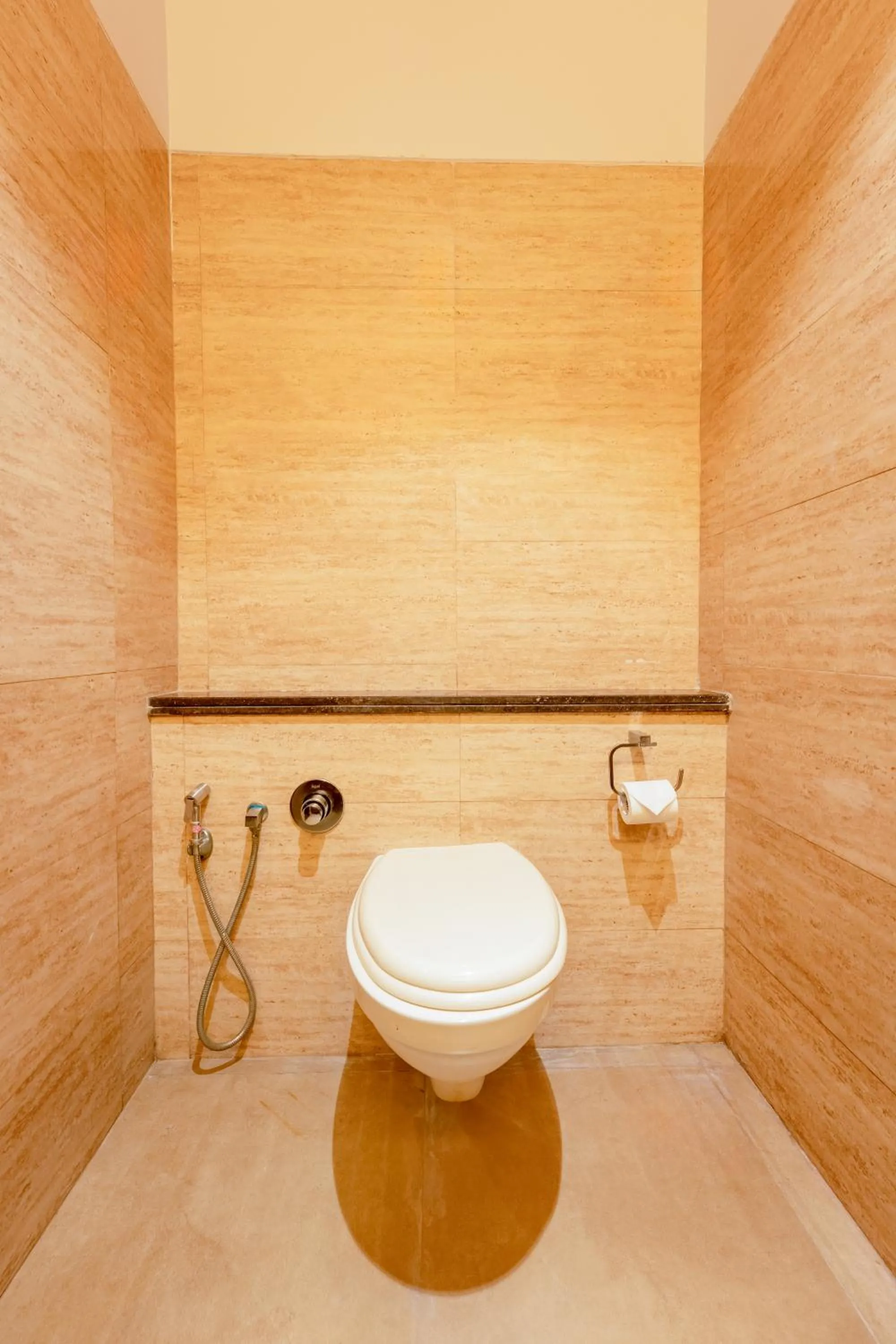 Toilet in asar Landmark Suites Mumbai International Airport by Orion Hotels