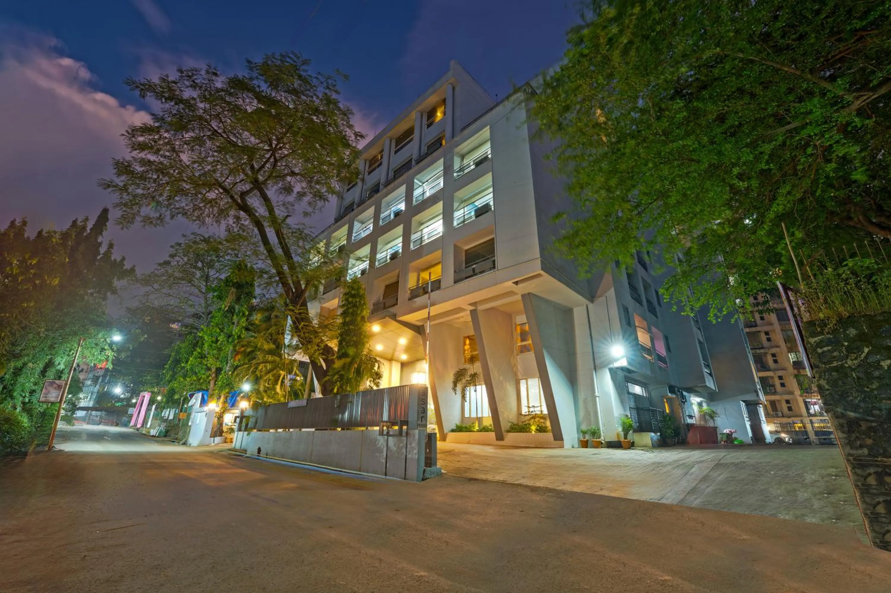 Facade/entrance in asar Landmark Suites Mumbai International Airport by Orion Hotels