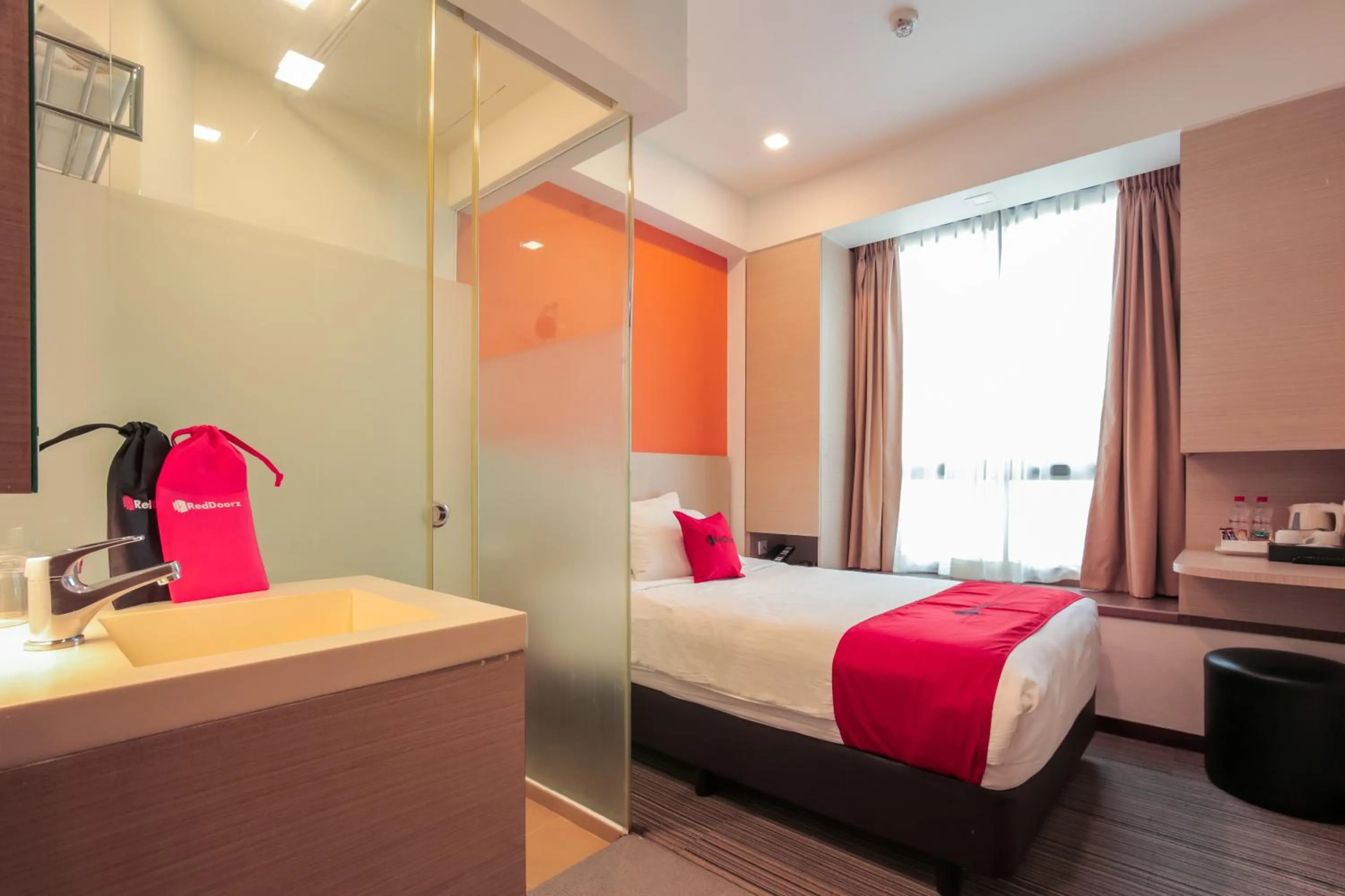 Bedroom in RedDoorz Premium @ Balestier