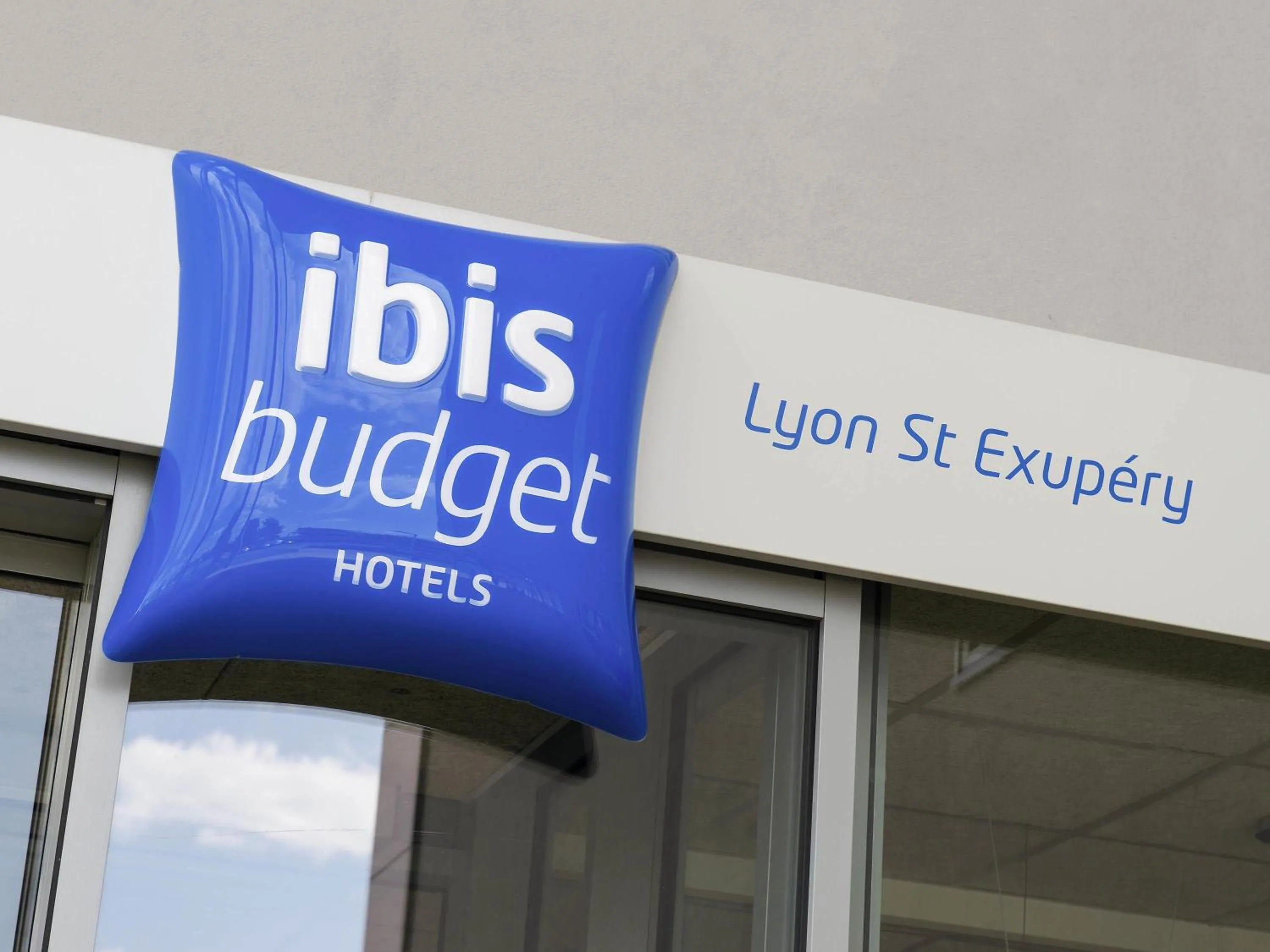 Property building in ibis budget Aéroport Lyon Saint Exupéry