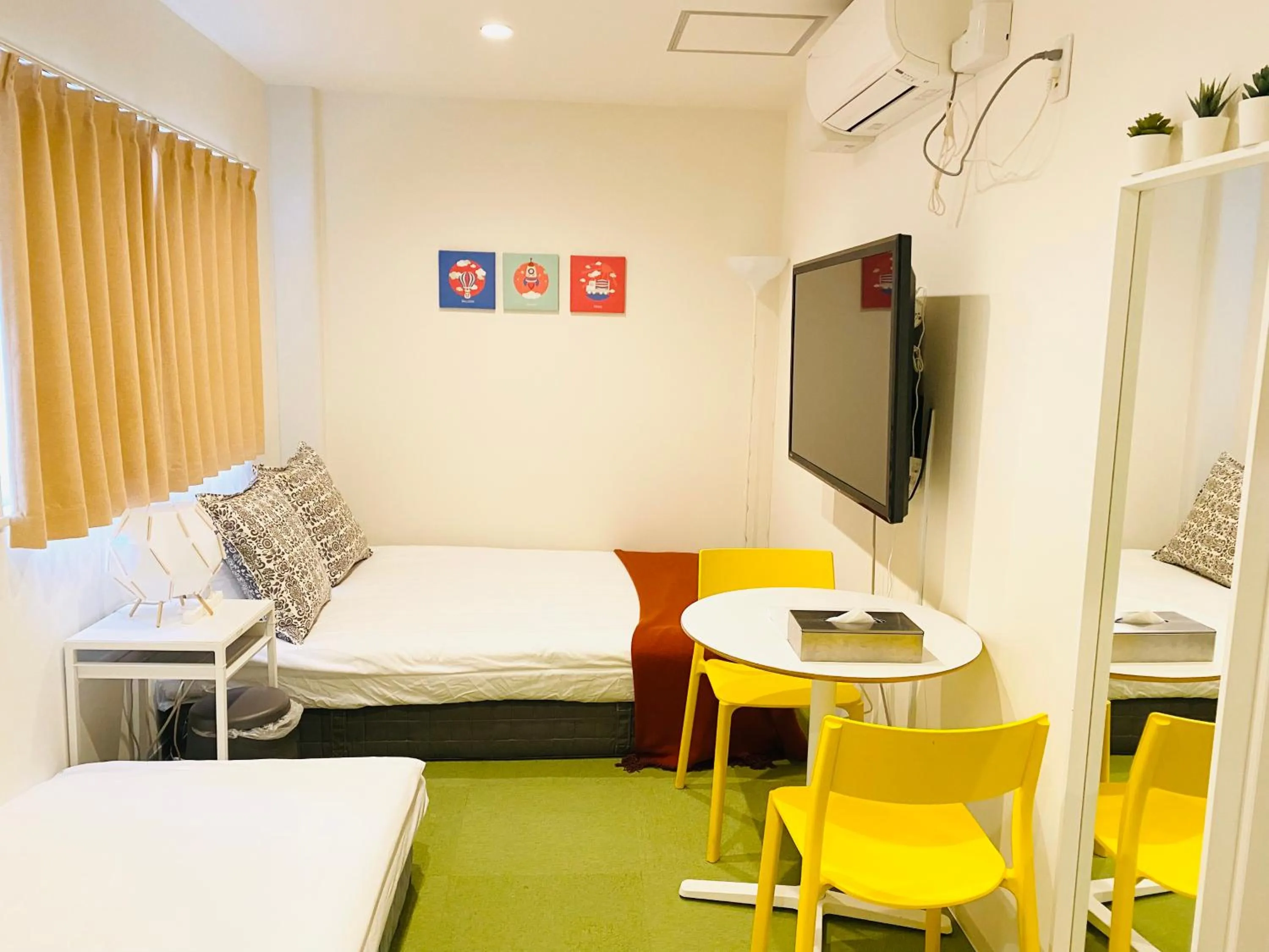Bed in Namba Garden Square Apartment