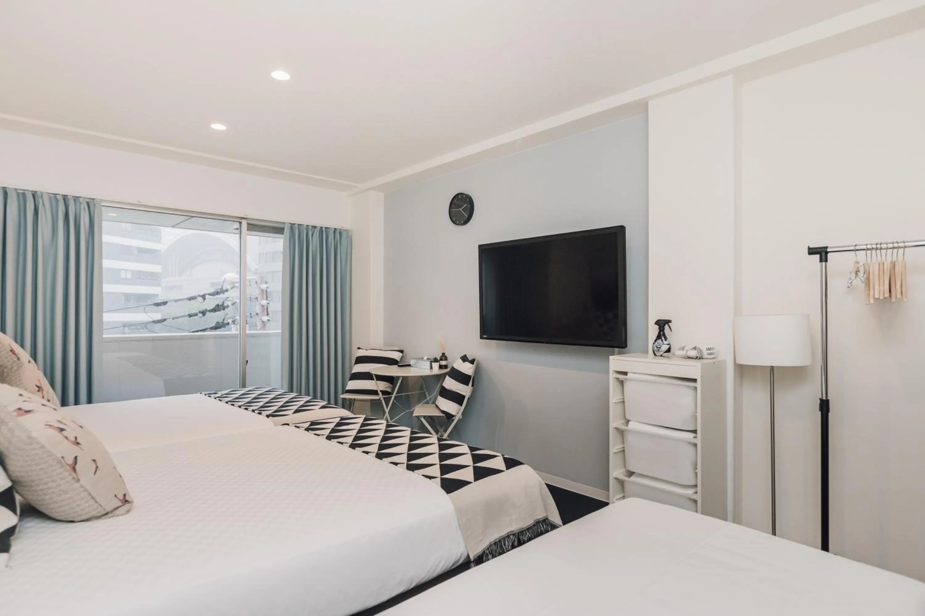 Photo of the whole room, Bed in Namba Garden Square Apartment