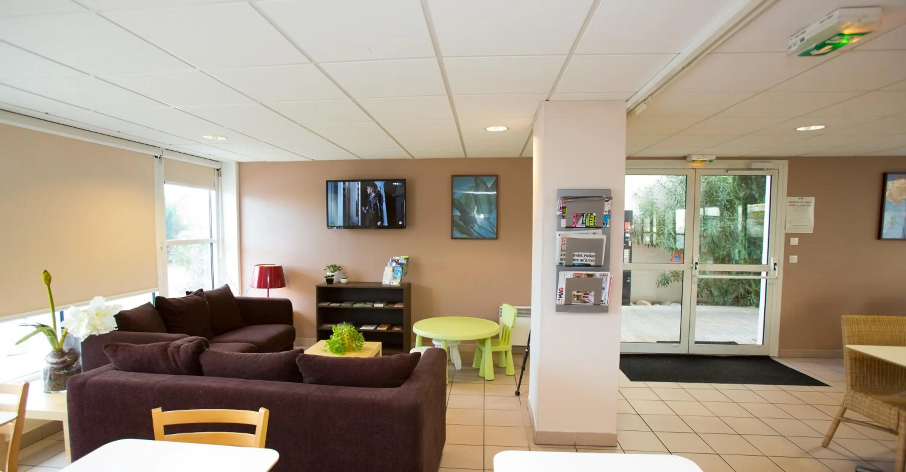 Restaurant/places to eat in All Suites Appart Hôtel - Bordeaux - Mérignac Aéroport