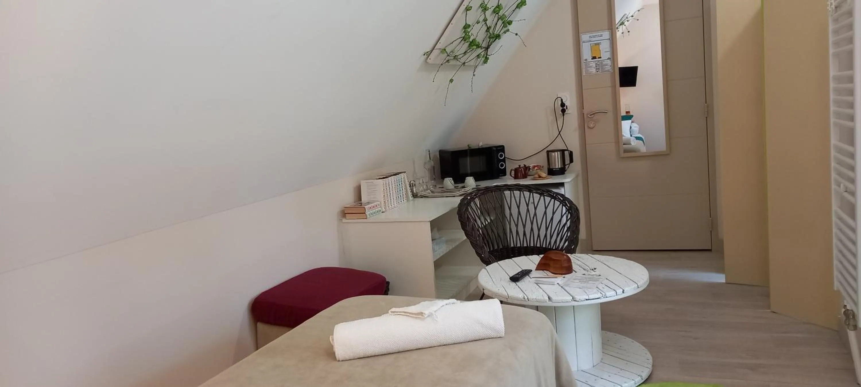 Coffee/tea facilities in Aux penates de Toni Beauval