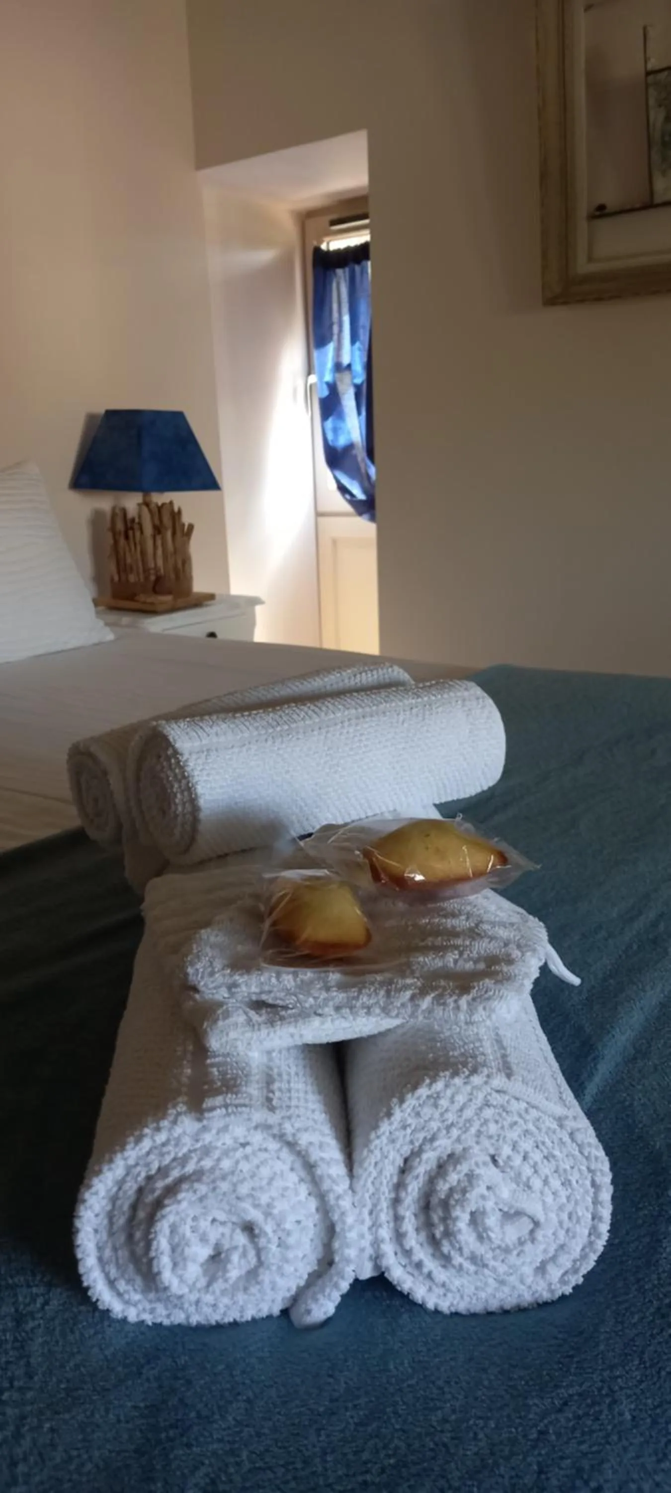 Bed in Aux penates de Toni Beauval