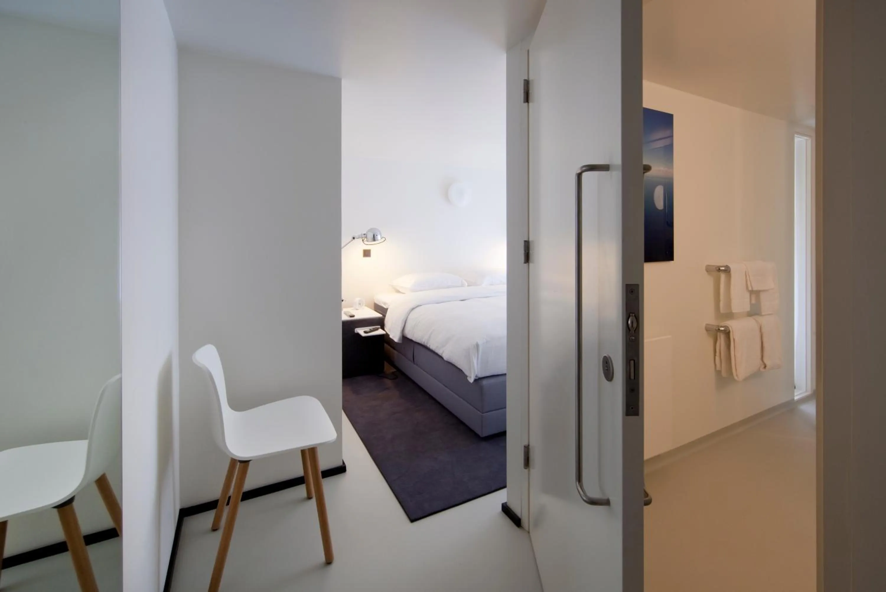 Photo of the whole room, Bed in Urban Residences Maastricht