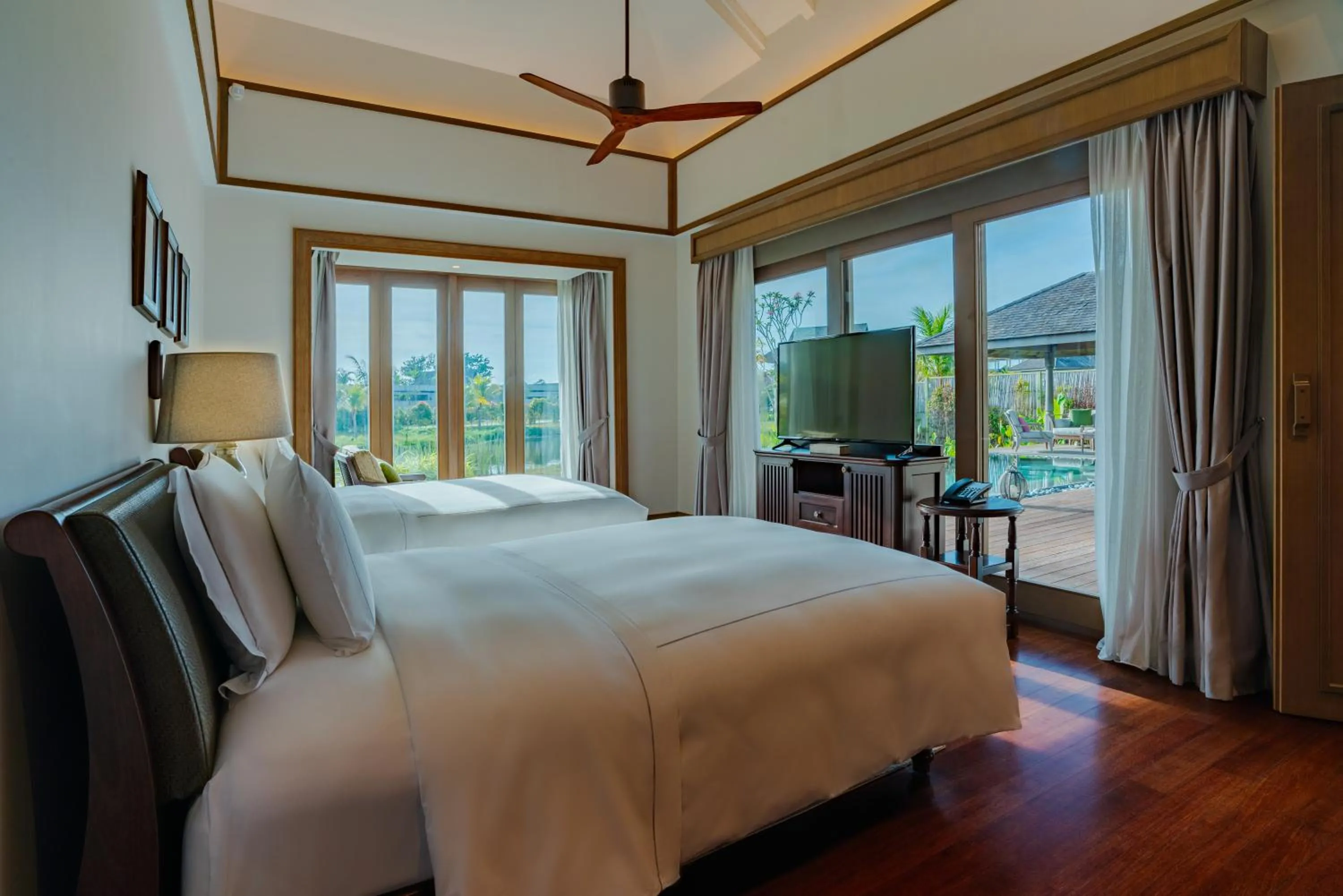 Lake view, Bed in Anantara Desaru Coast Resort & Villas