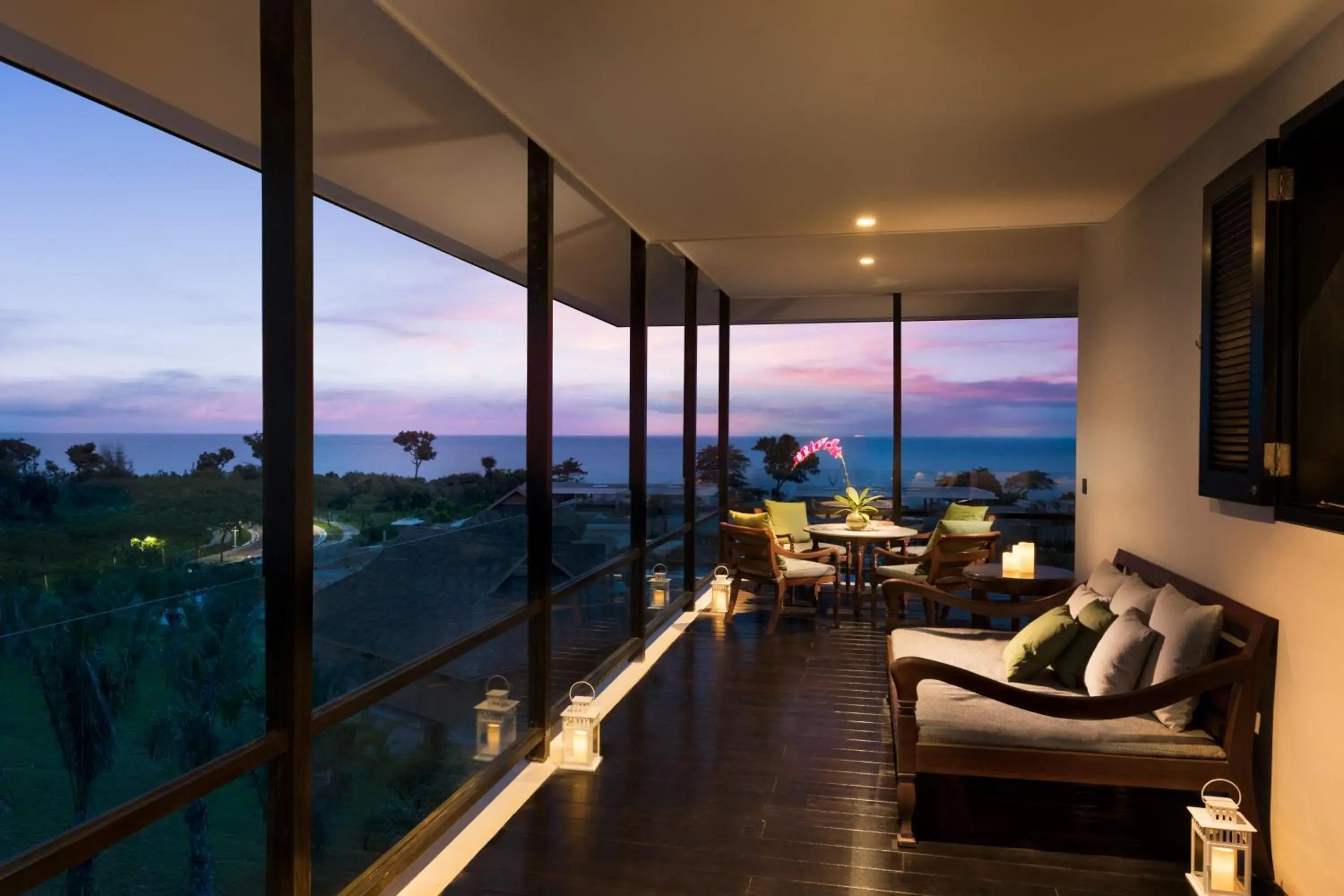 Executive Sunrise Sea Facing Terrace Room in Anantara Desaru Coast Resort & Villas Executive Sunrise Sea Facing Terrace Room in Anantara Desaru Coast Resort & Villas