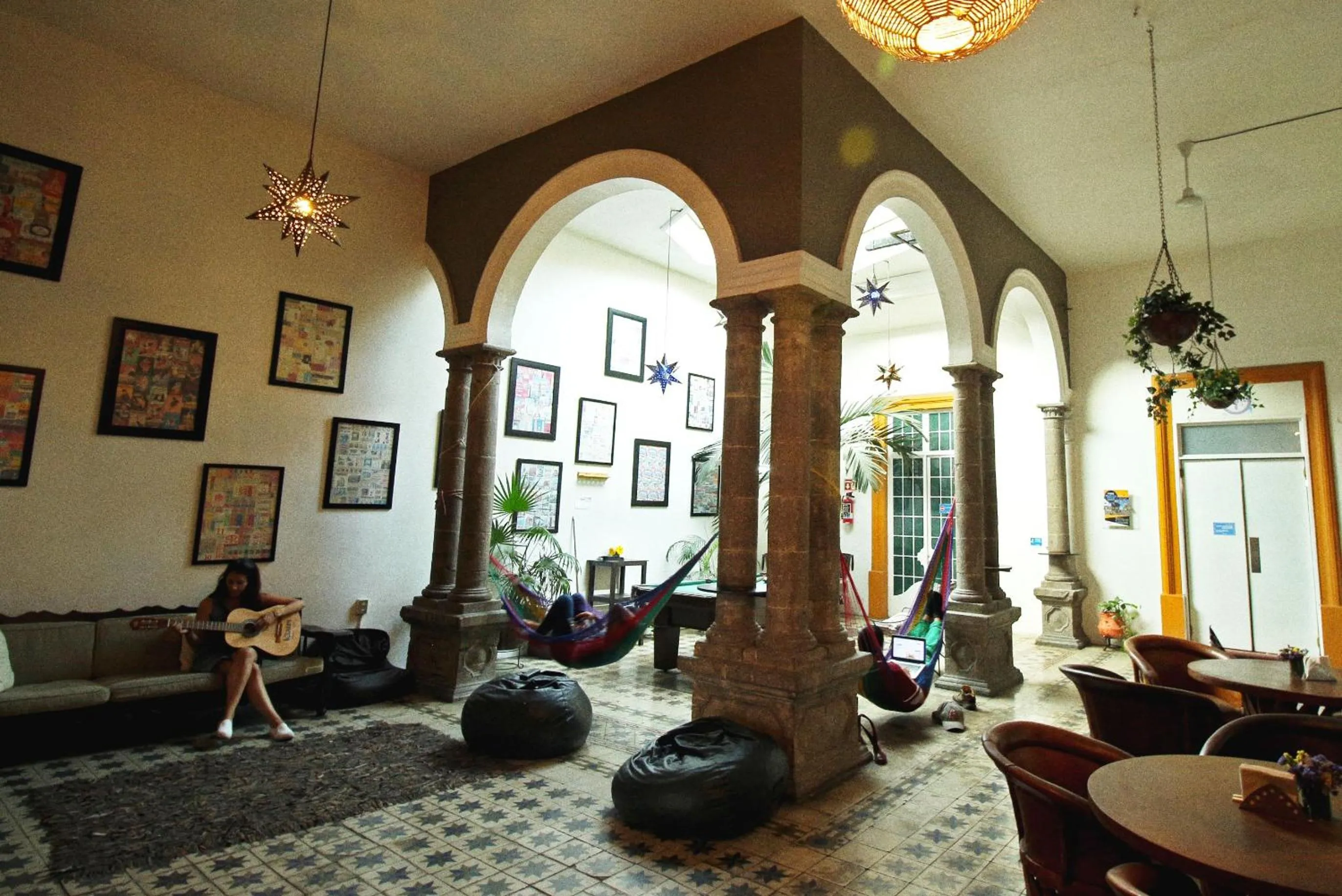 Communal lounge/ TV room in Hostel Hospedarte Centro