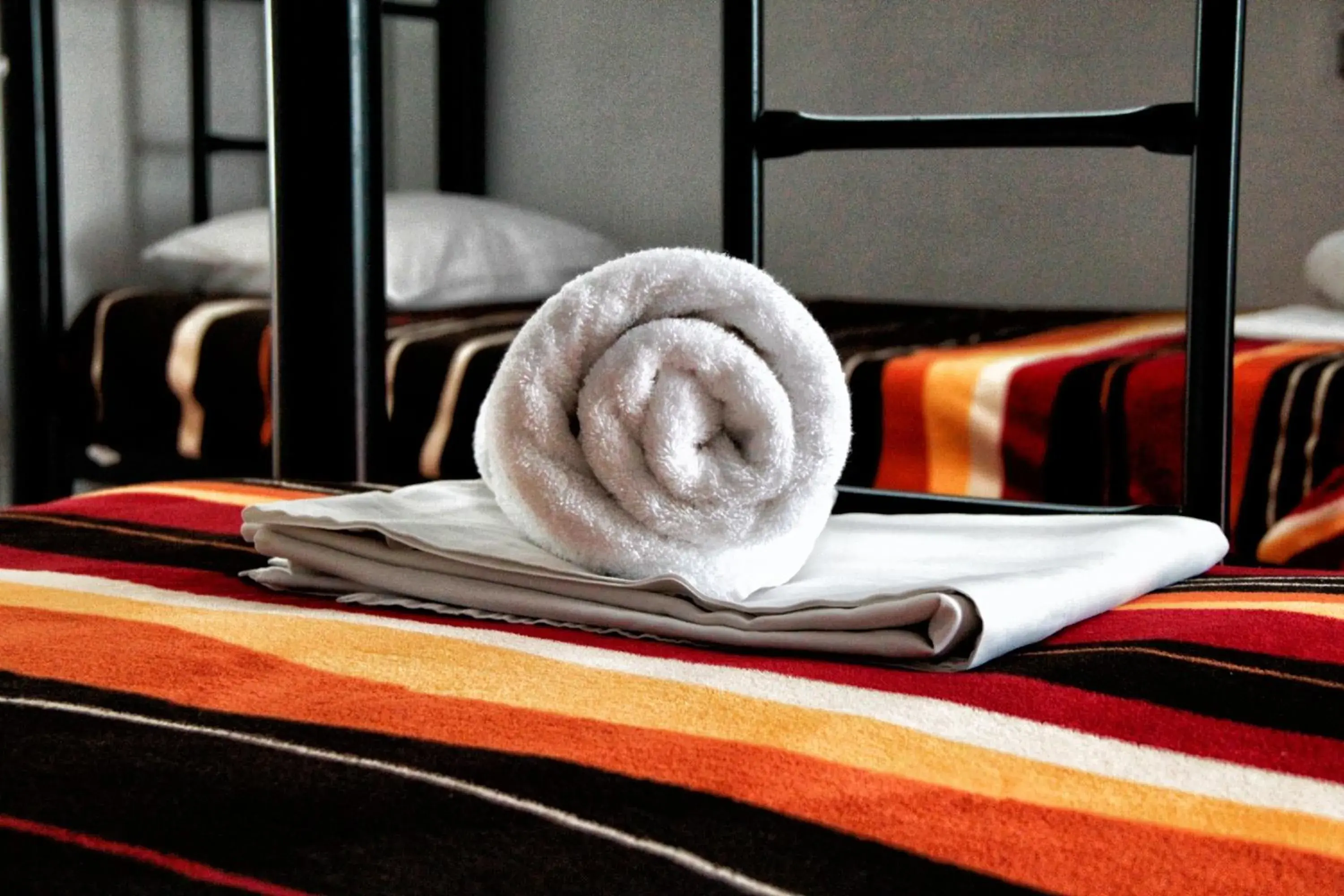 Bed in 8-Bed Female Dormitory Room in Hostel Hospedarte Centro Bed in 8-Bed Female Dormitory Room in Hostel Hospedarte Centro