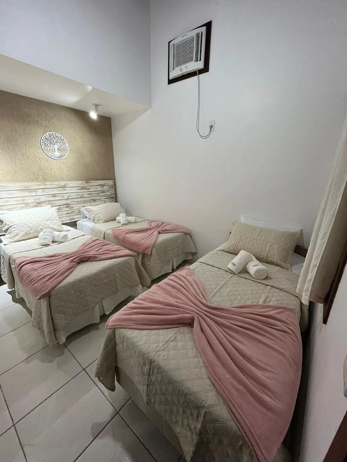 Bed in Guesthouse Casa da Aroeira