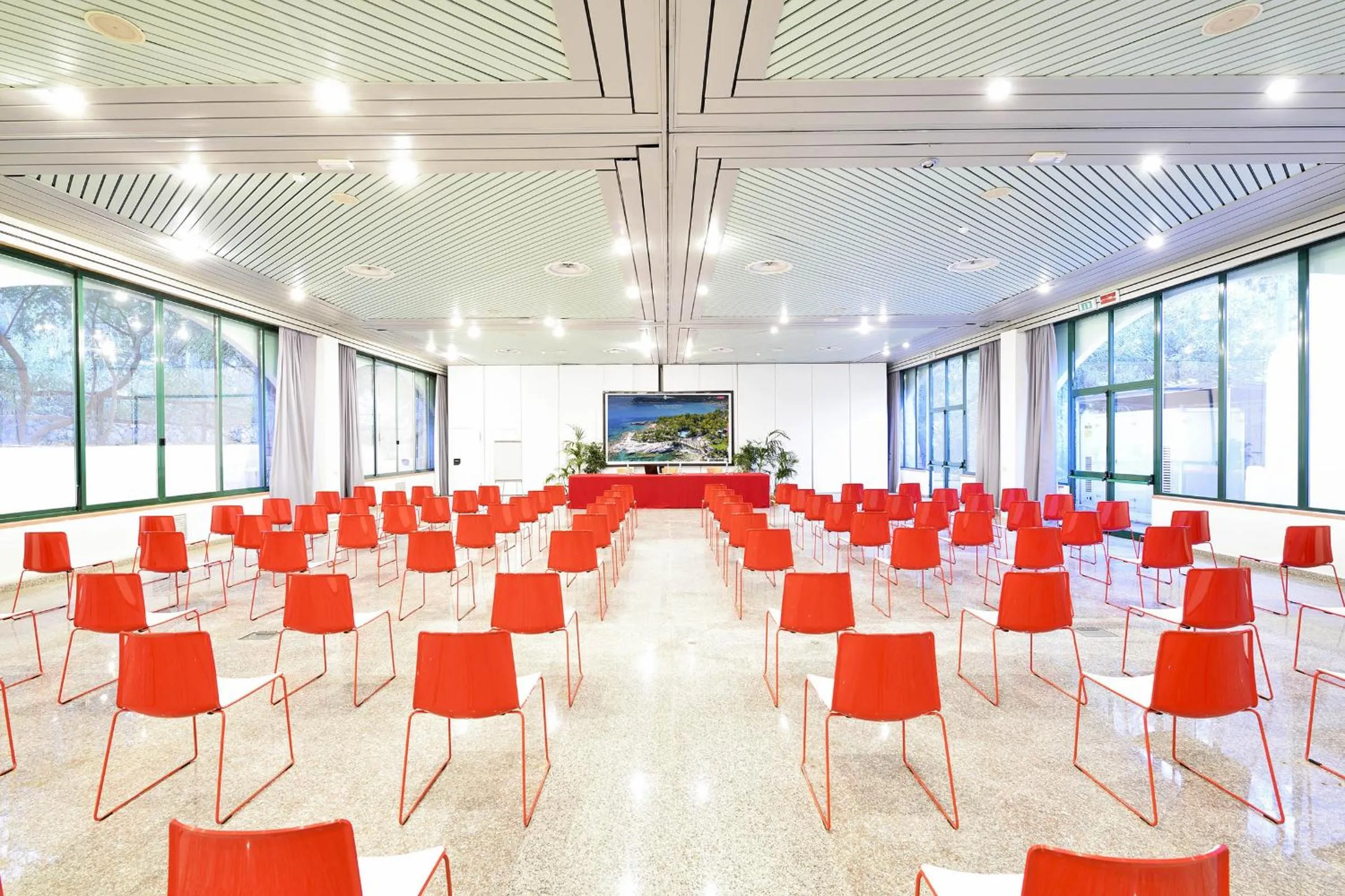 Business facilities in Arbatax Park Resort - Suites Del Mare