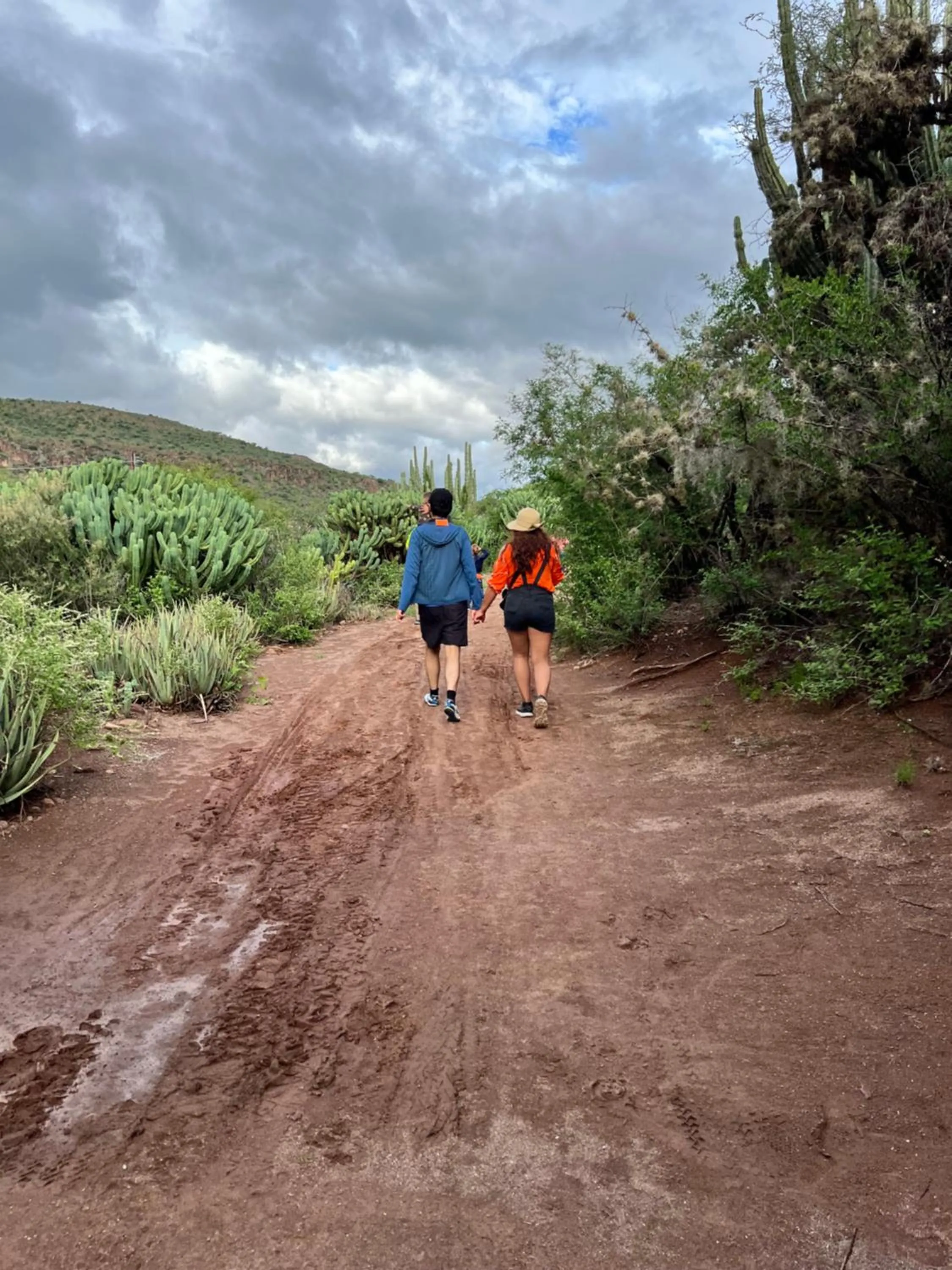 Hiking in Lourdes Hotel Campestre
