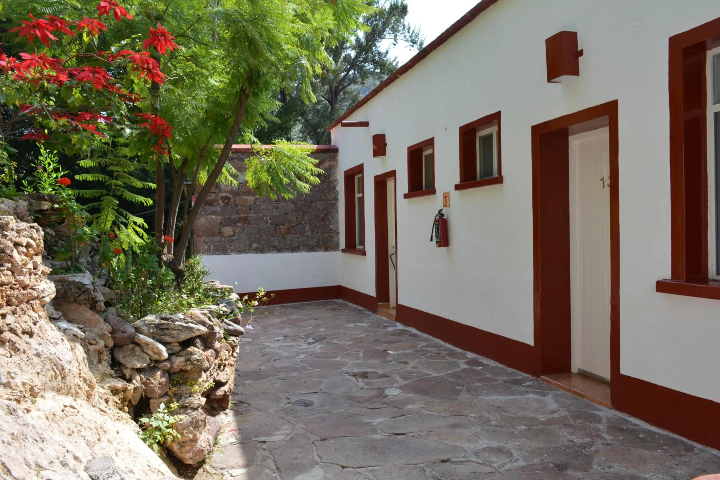 Property building in Lourdes Hotel Campestre