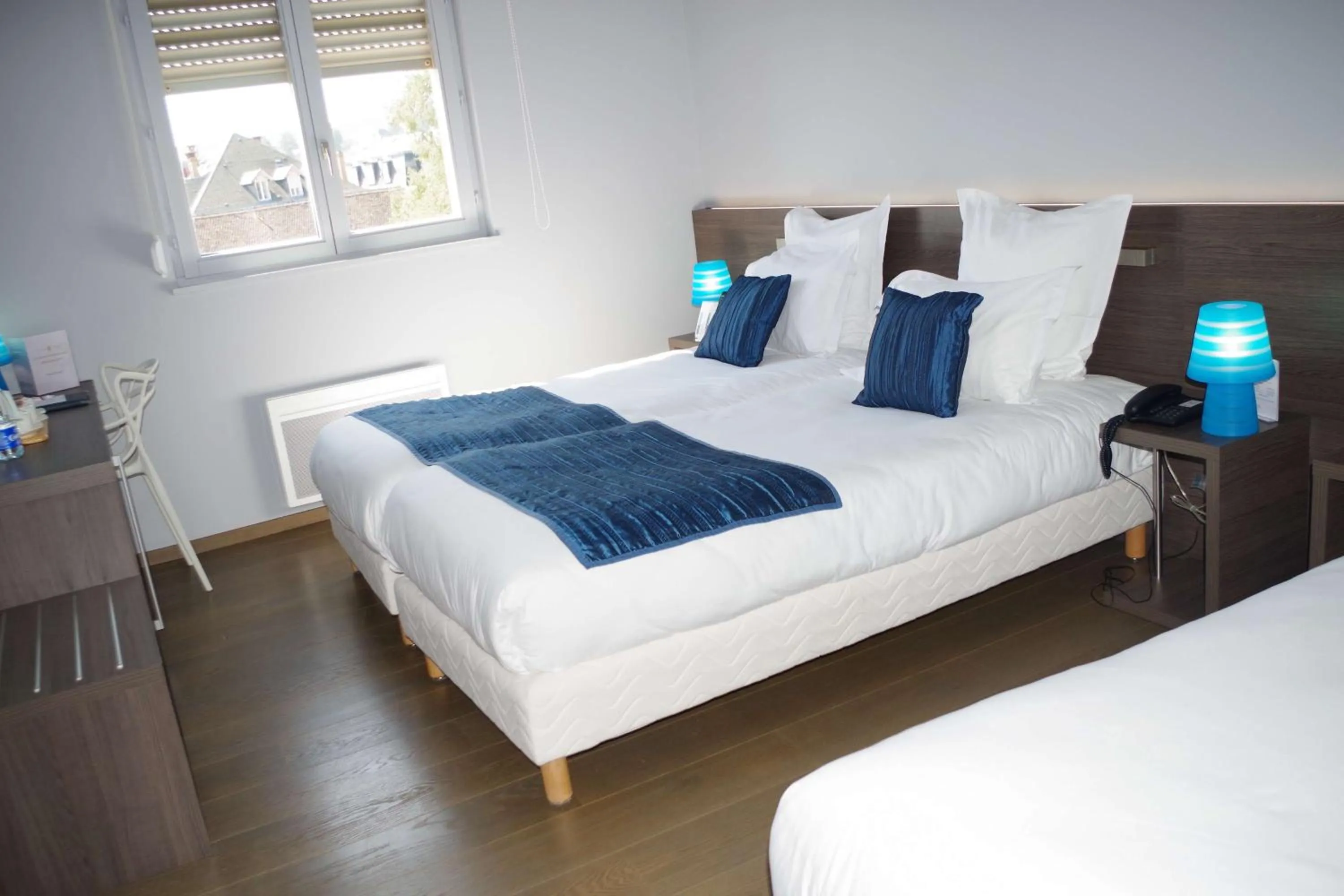 Bedroom, Bed in Best Western Plus Hotel & SPA Le Schoenenbourg