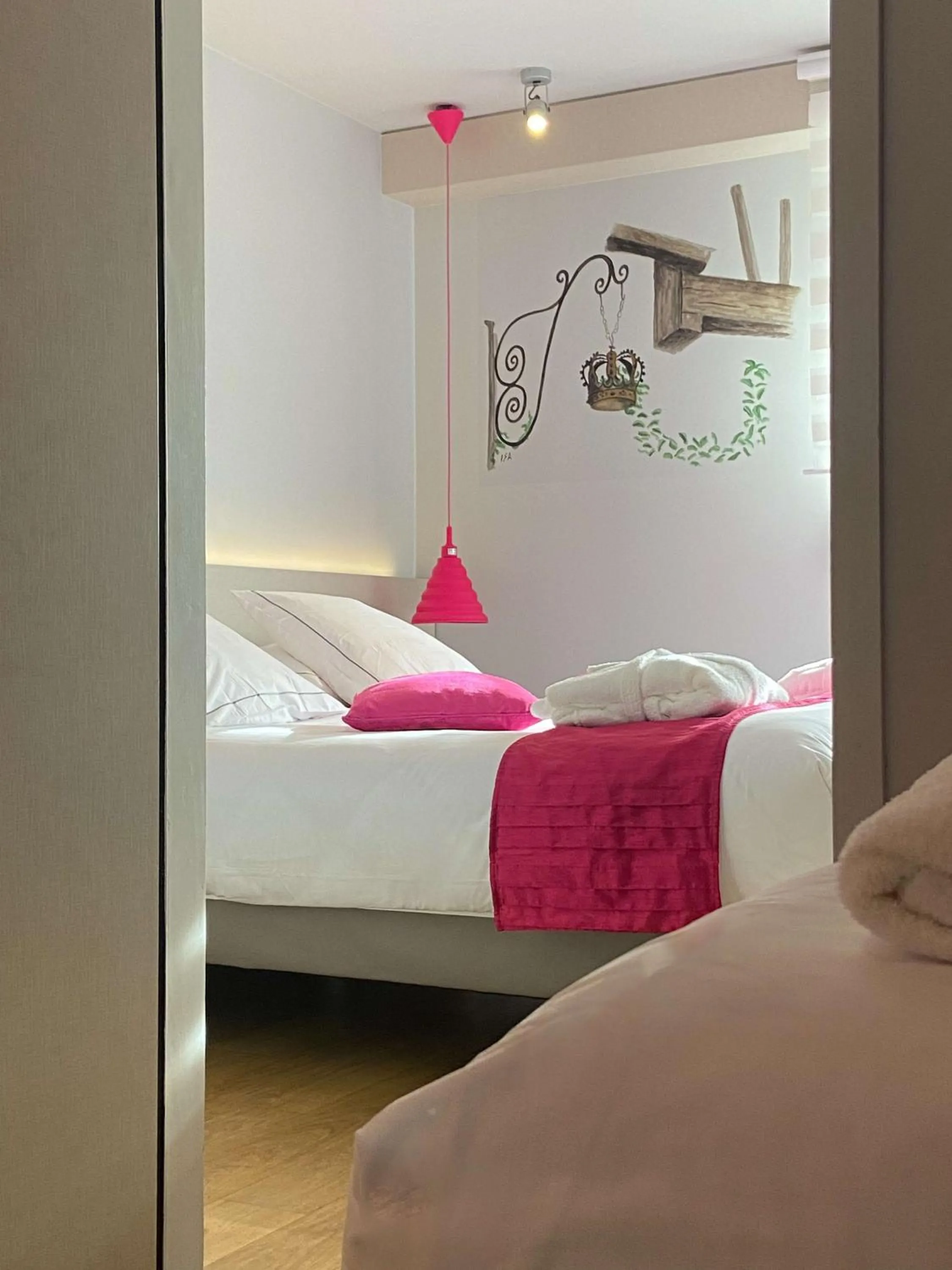 View (from property/room), Bed in Best Western Plus Hotel & SPA Le Schoenenbourg