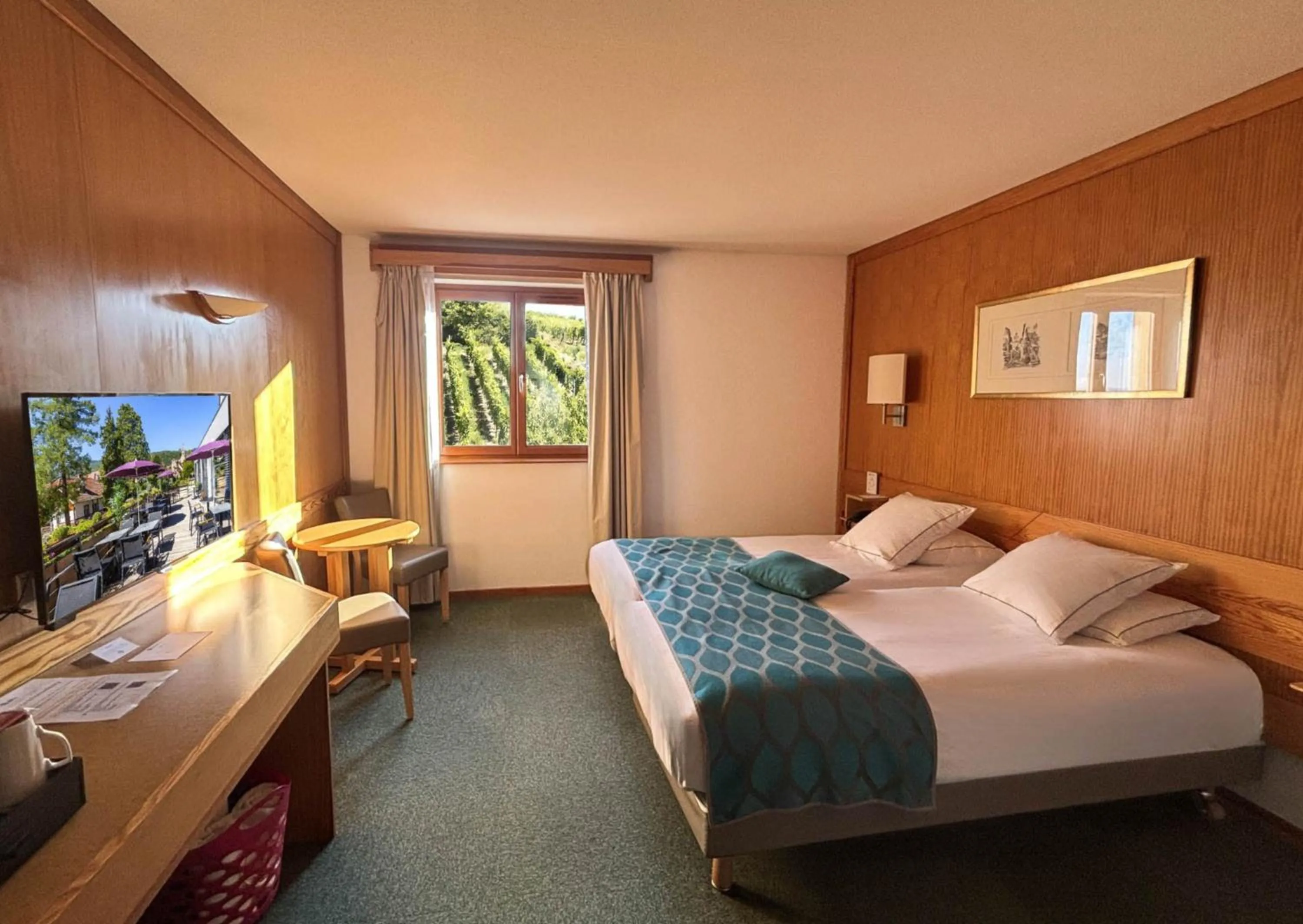 Bed in Best Western Plus Hotel & SPA Le Schoenenbourg