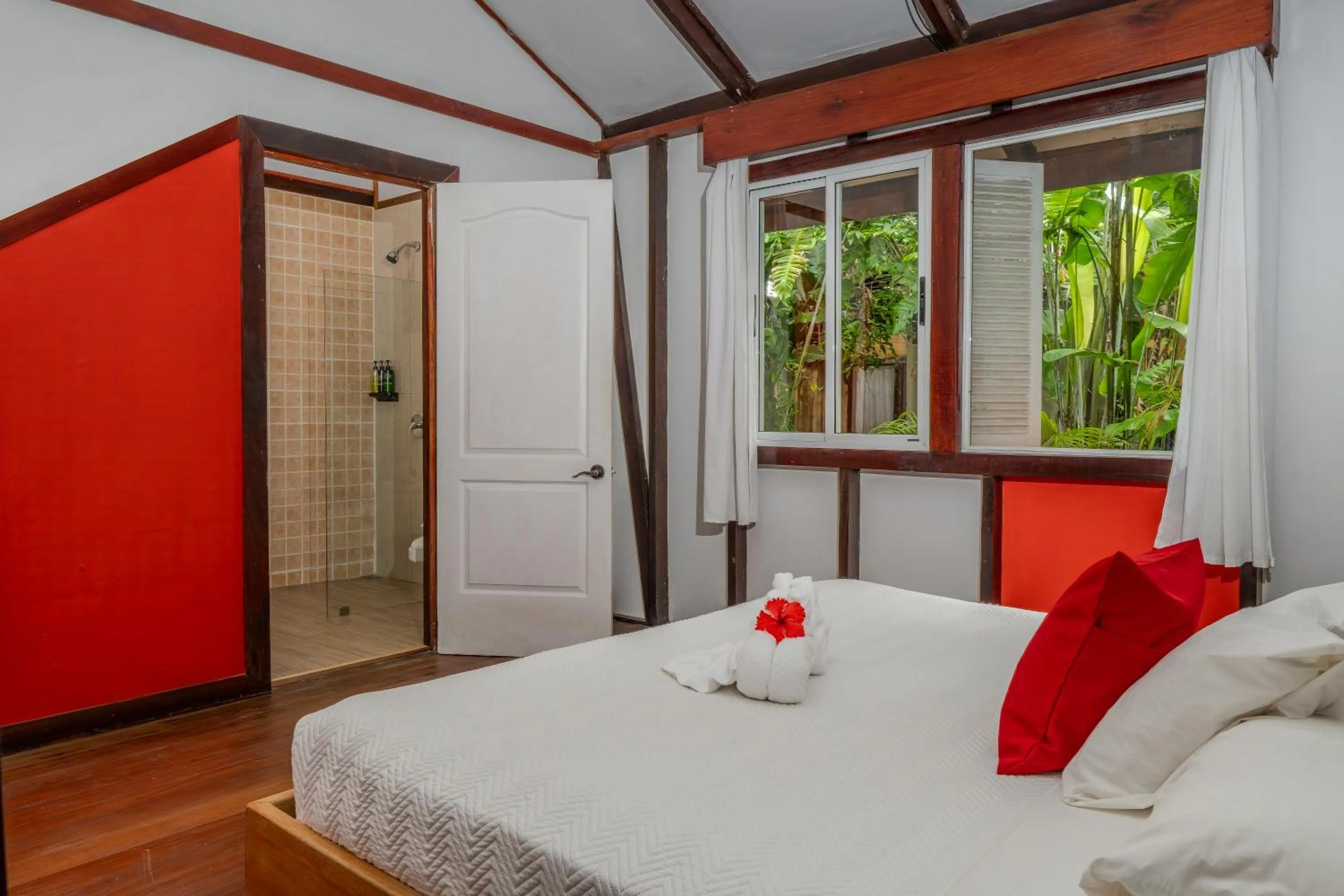 Bed in Namuwoki Lodge