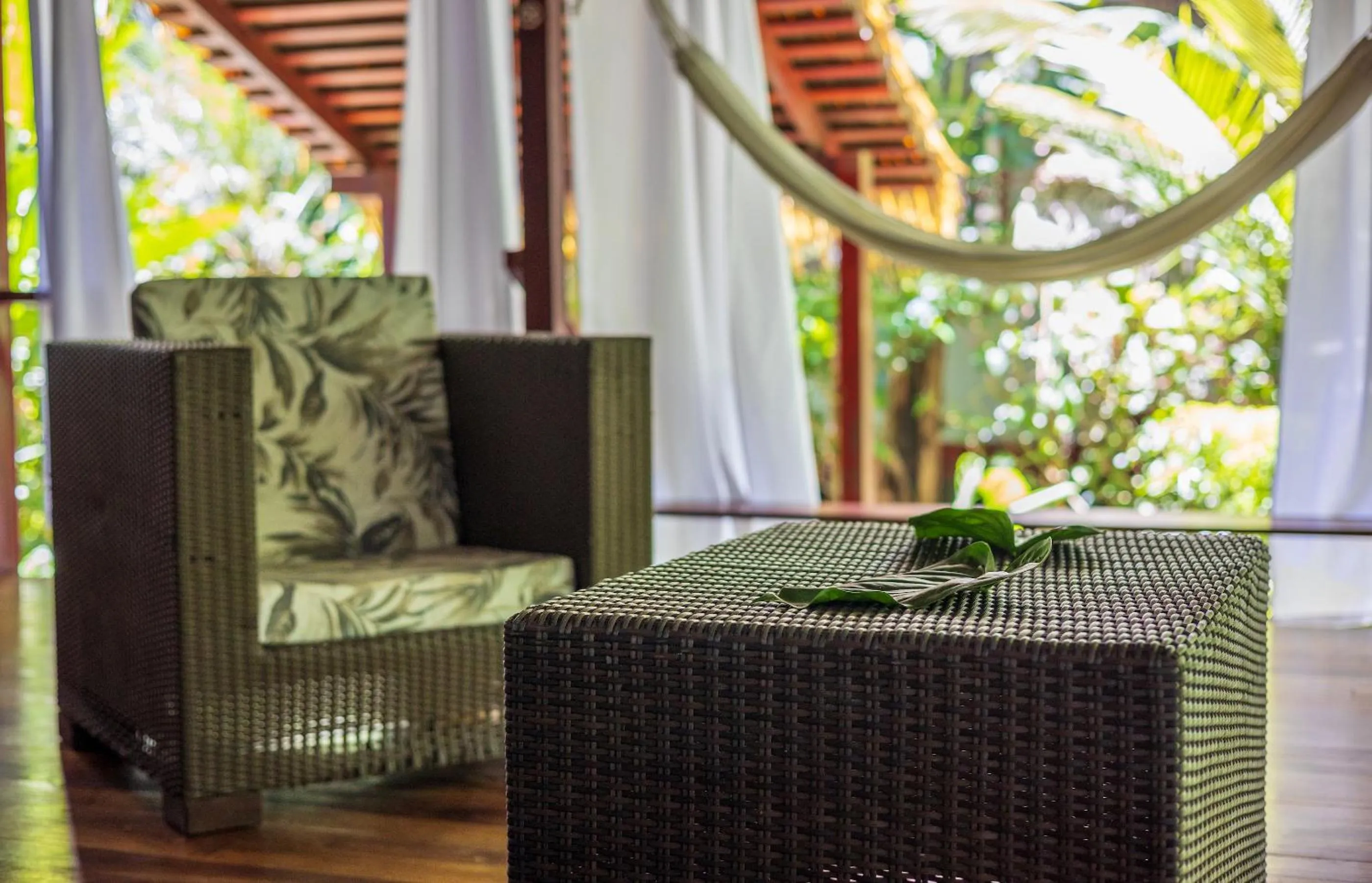 Living room in Namuwoki Lodge