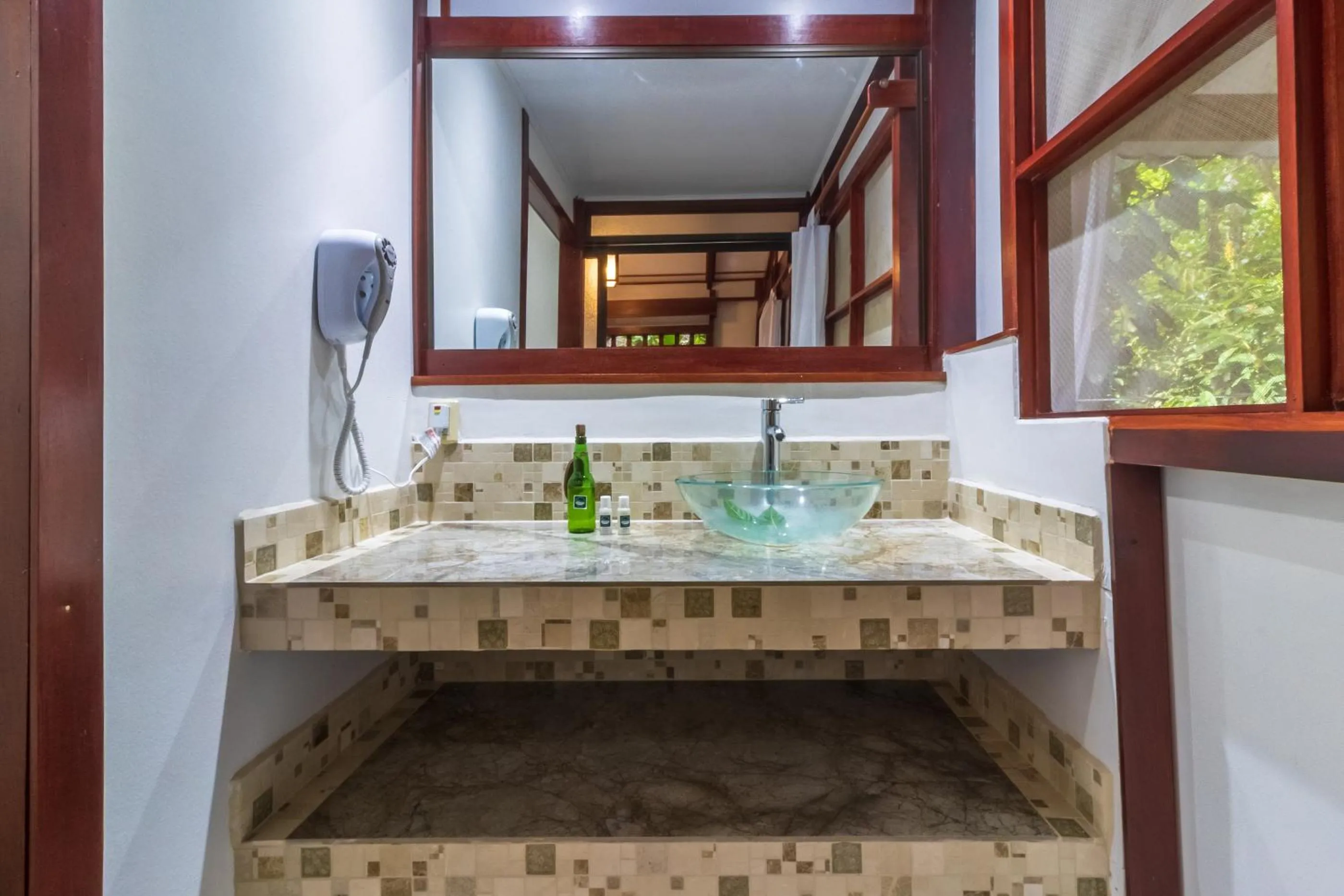 Bathroom in Namuwoki Lodge