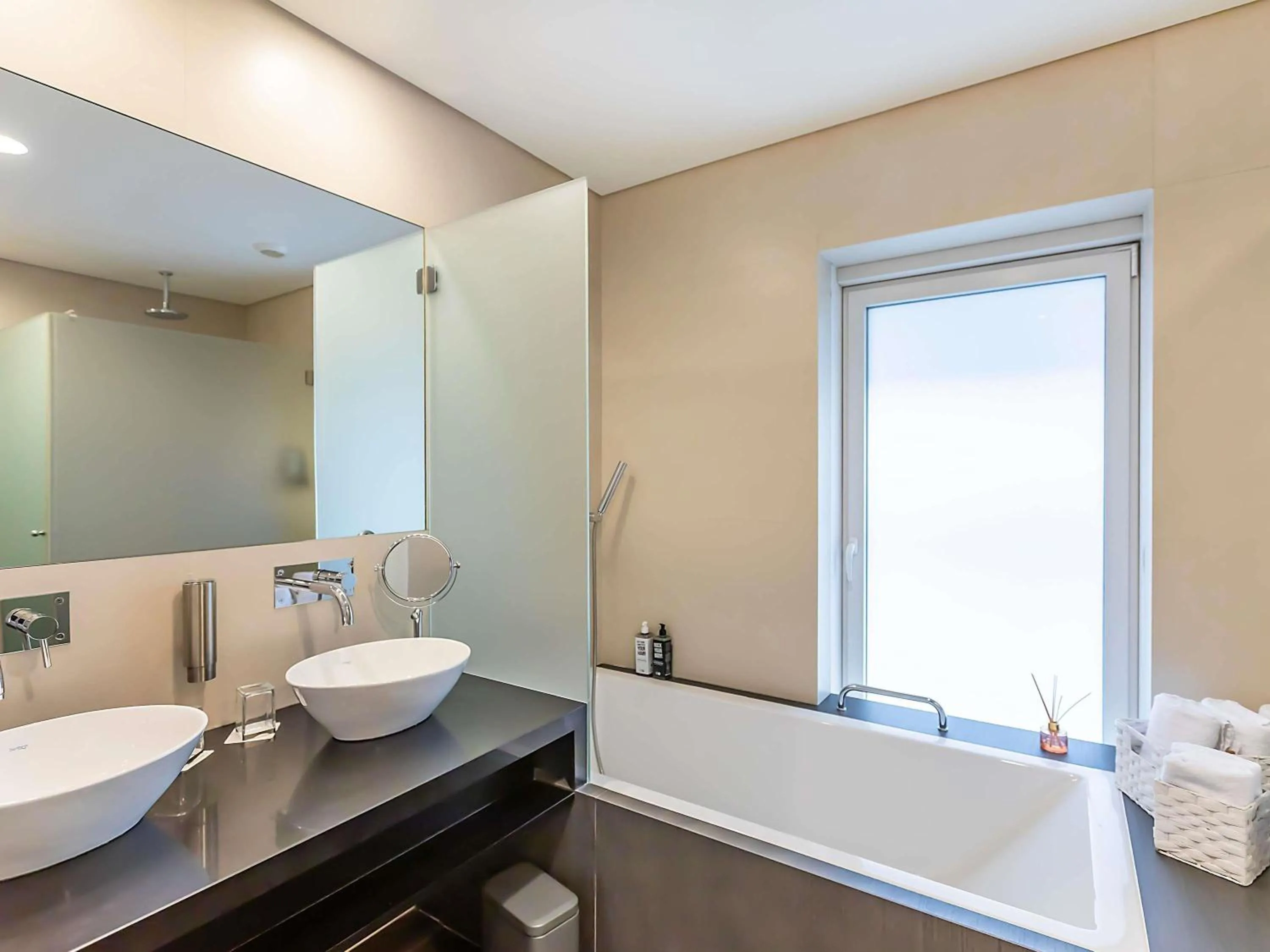 Bedroom in Hotel Ibis Lisboa Parque das Nações