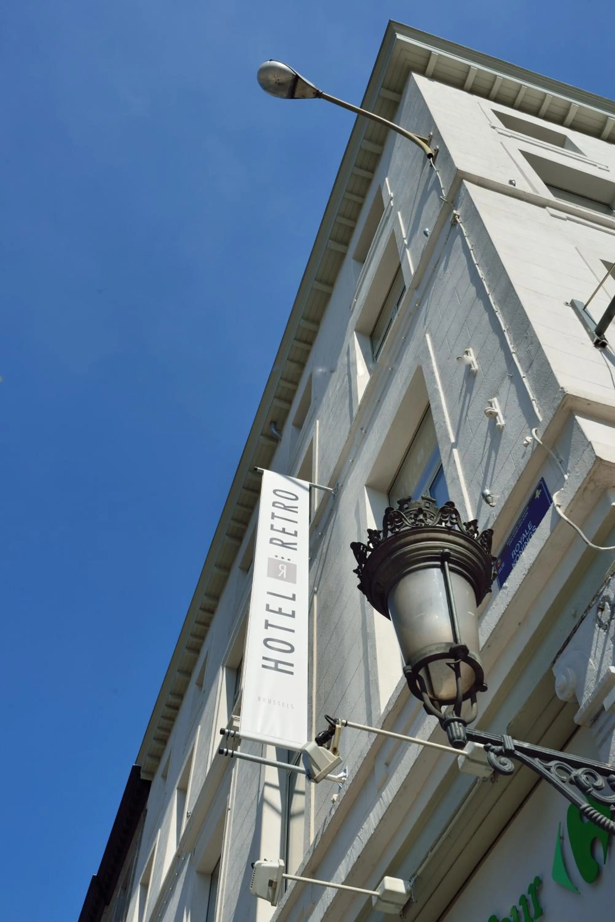 Facade/entrance in Hotel Retro