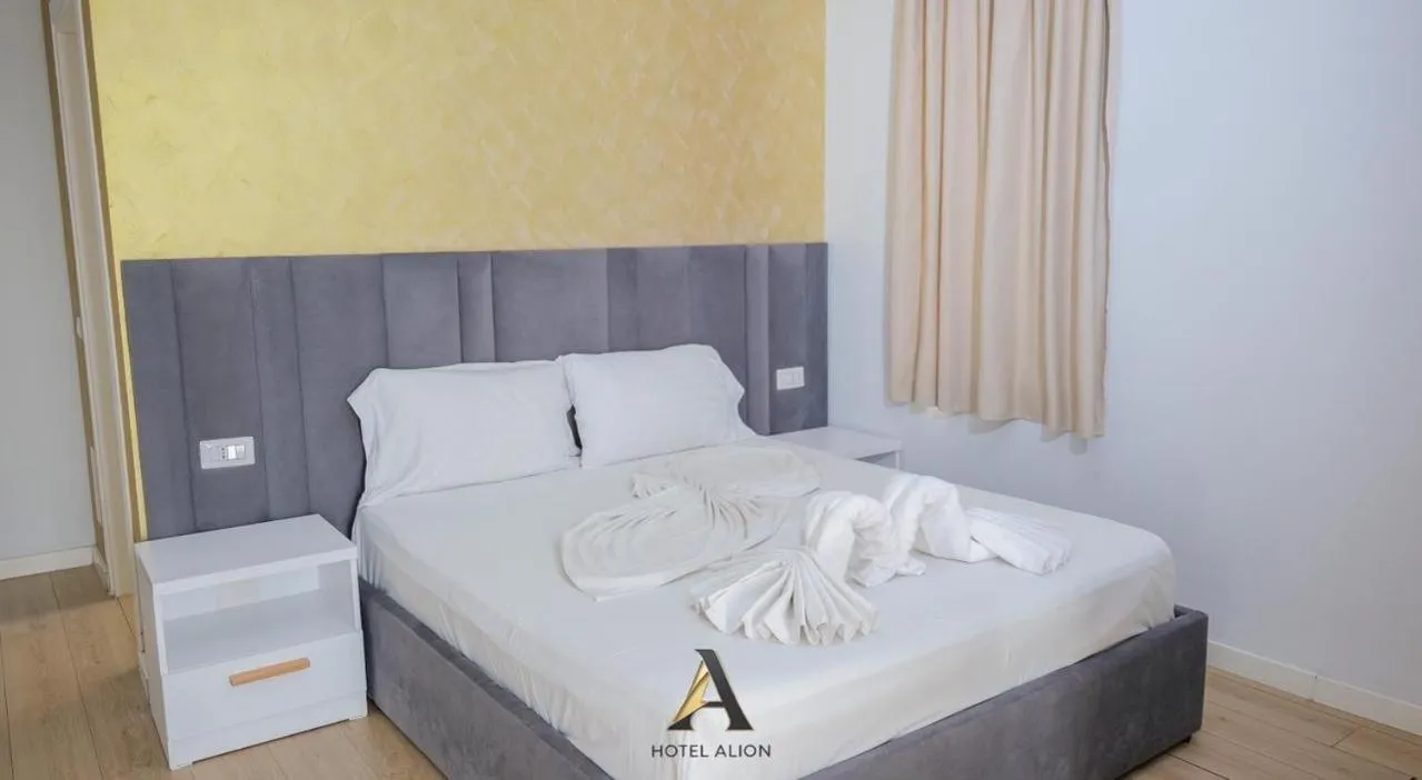 Bedroom, Bed in Hotel Alion