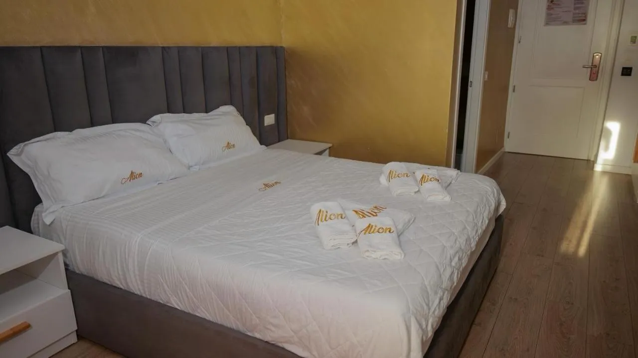 Photo of the whole room, Bed in Hotel Alion