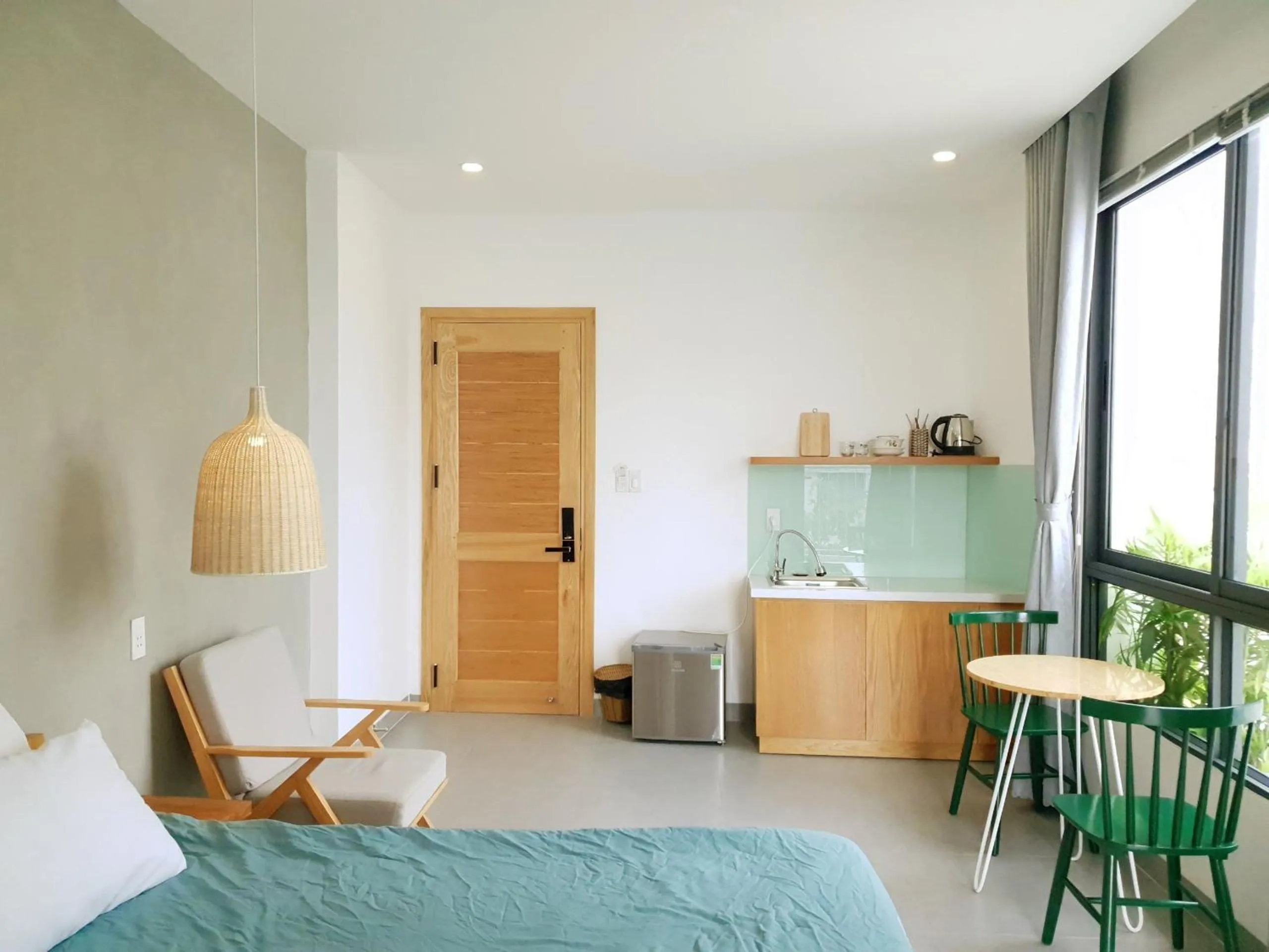 Bed in Lem's Apartment & Coffee