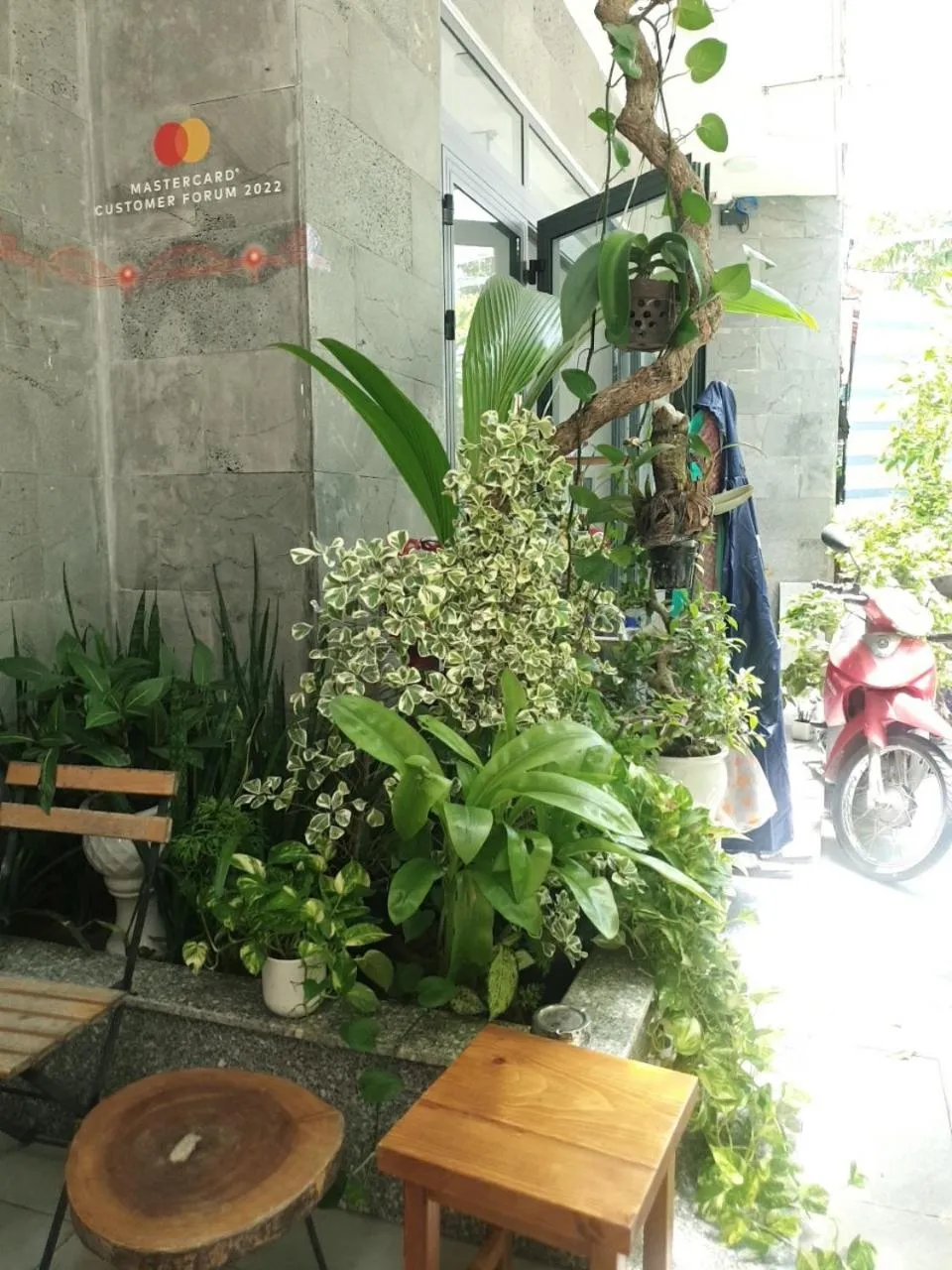 Property building in Lem's Apartment & Coffee