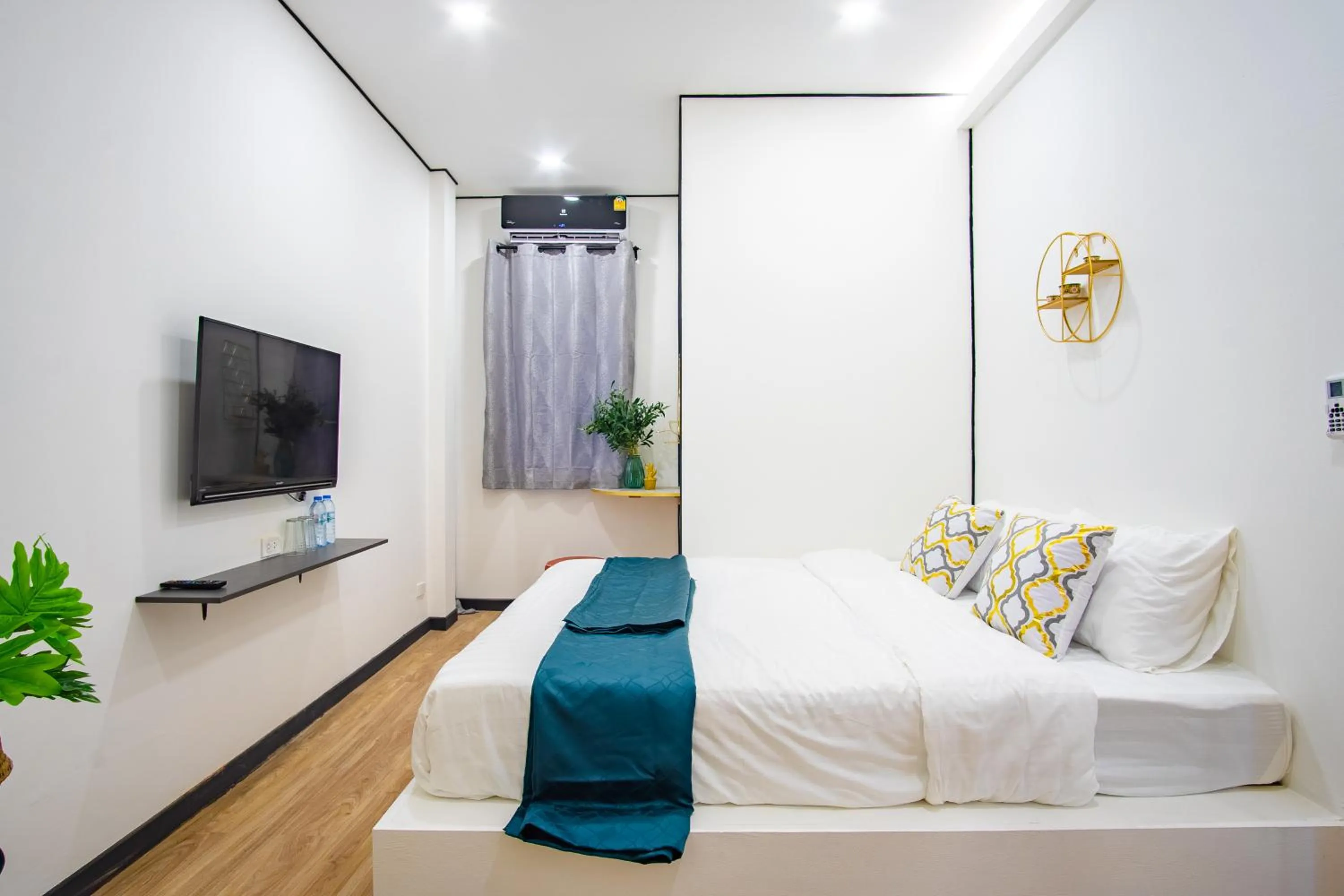 Bed in Isara Boutique Hotel and Cafe