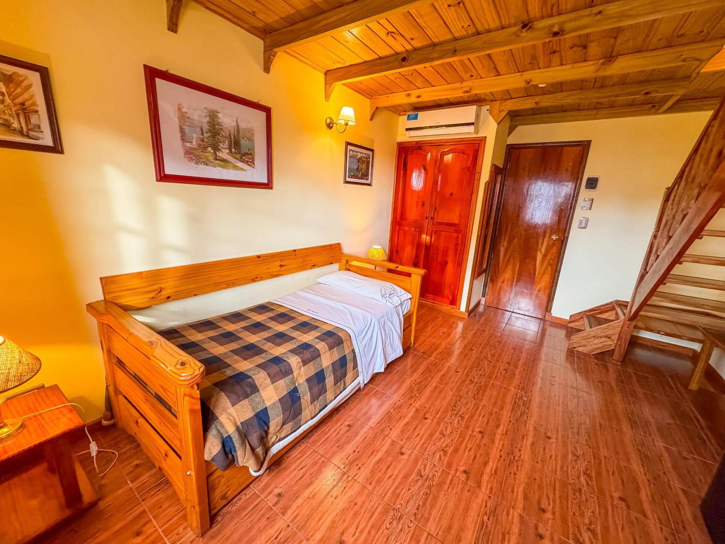 Bed in Hosteria Sirenuse