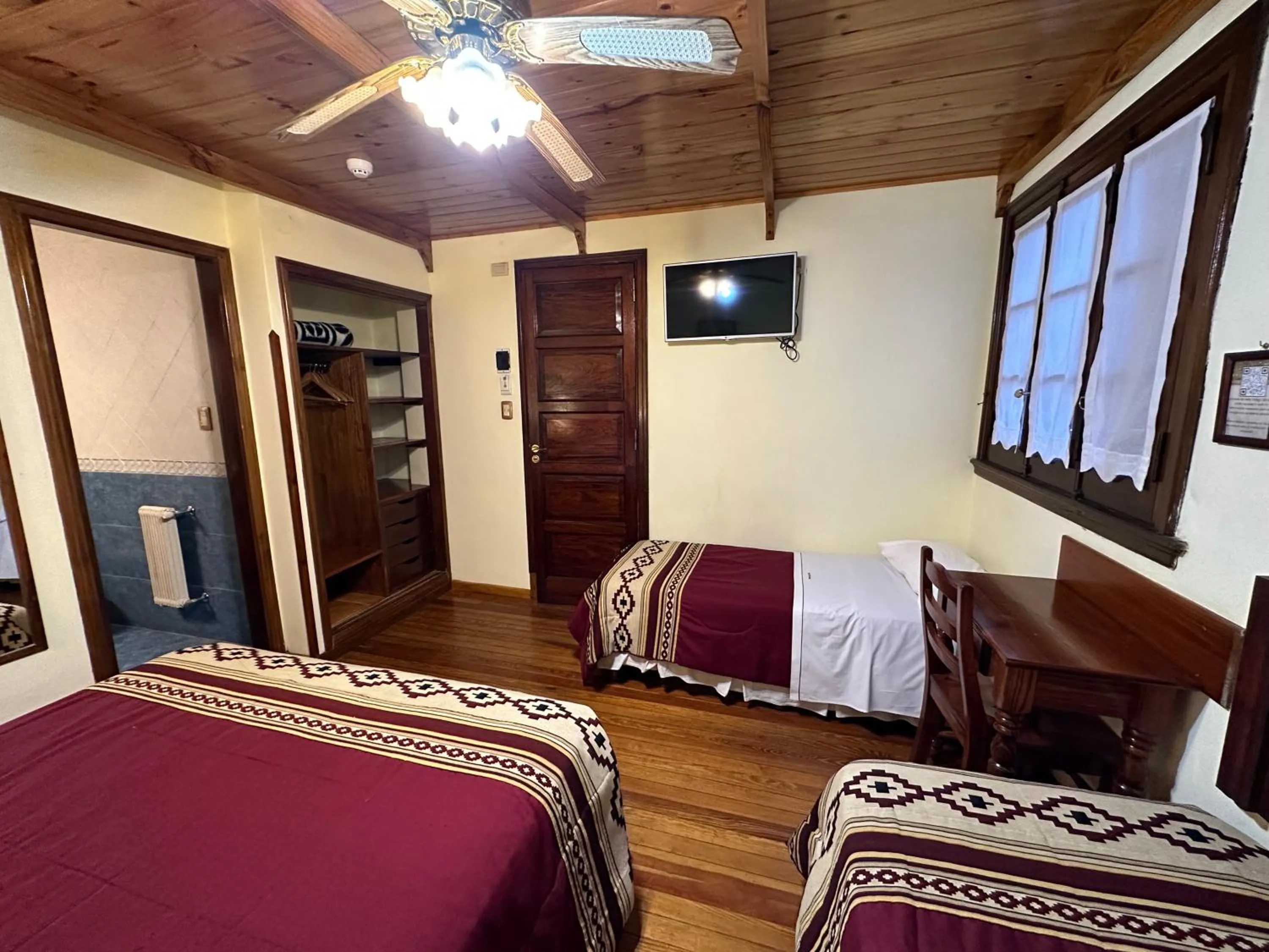 Bed in Hosteria Sirenuse