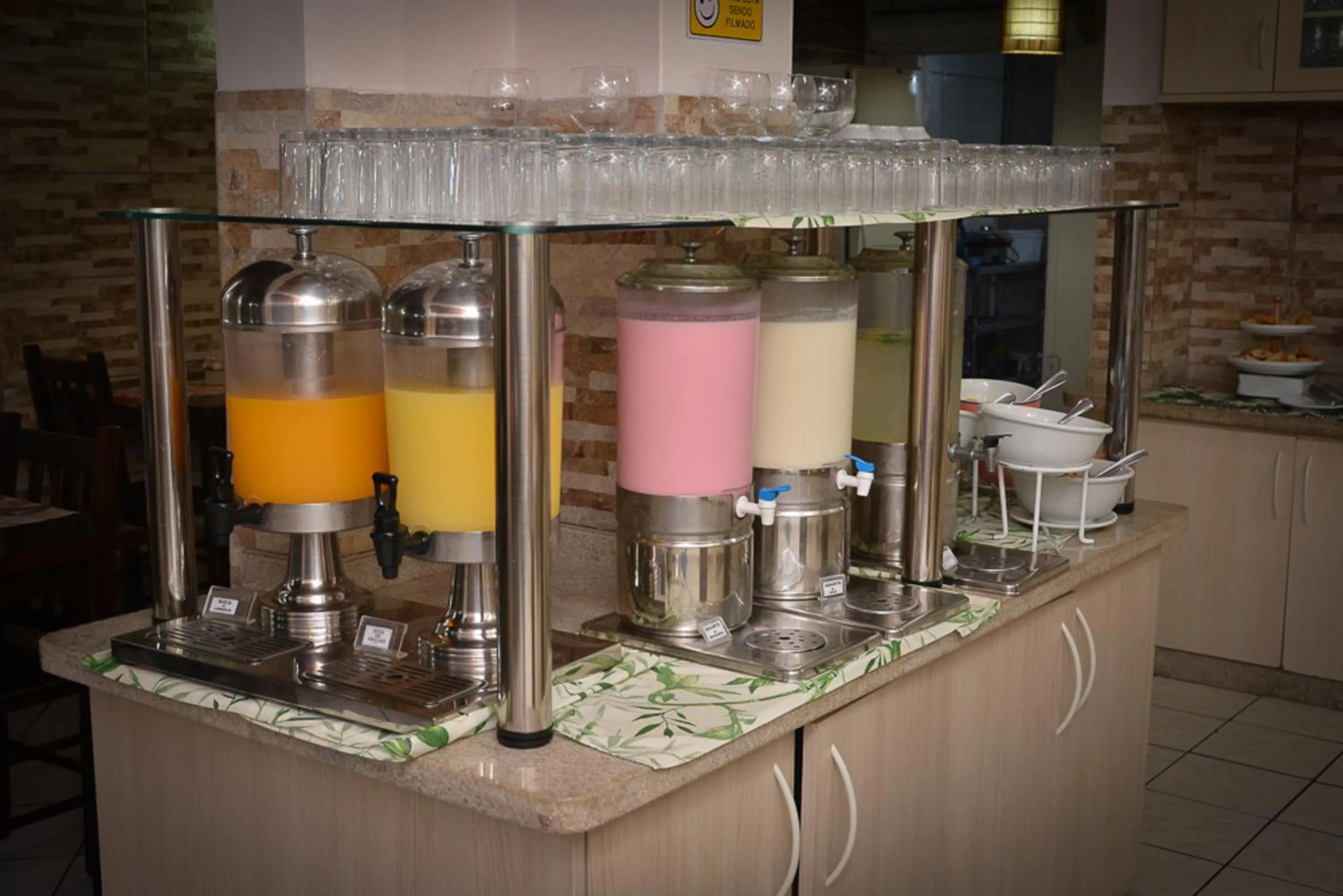 Food and drinks in Hotel Dom Fish