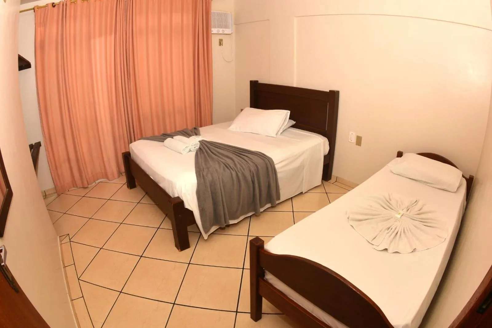 Bed in Hotel Dom Fish