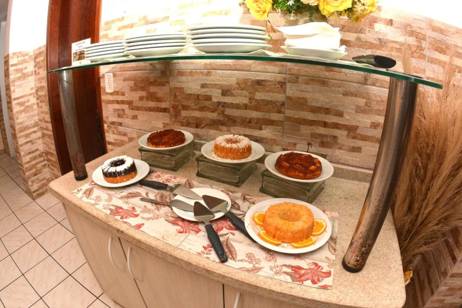 Breakfast in Hotel Dom Fish