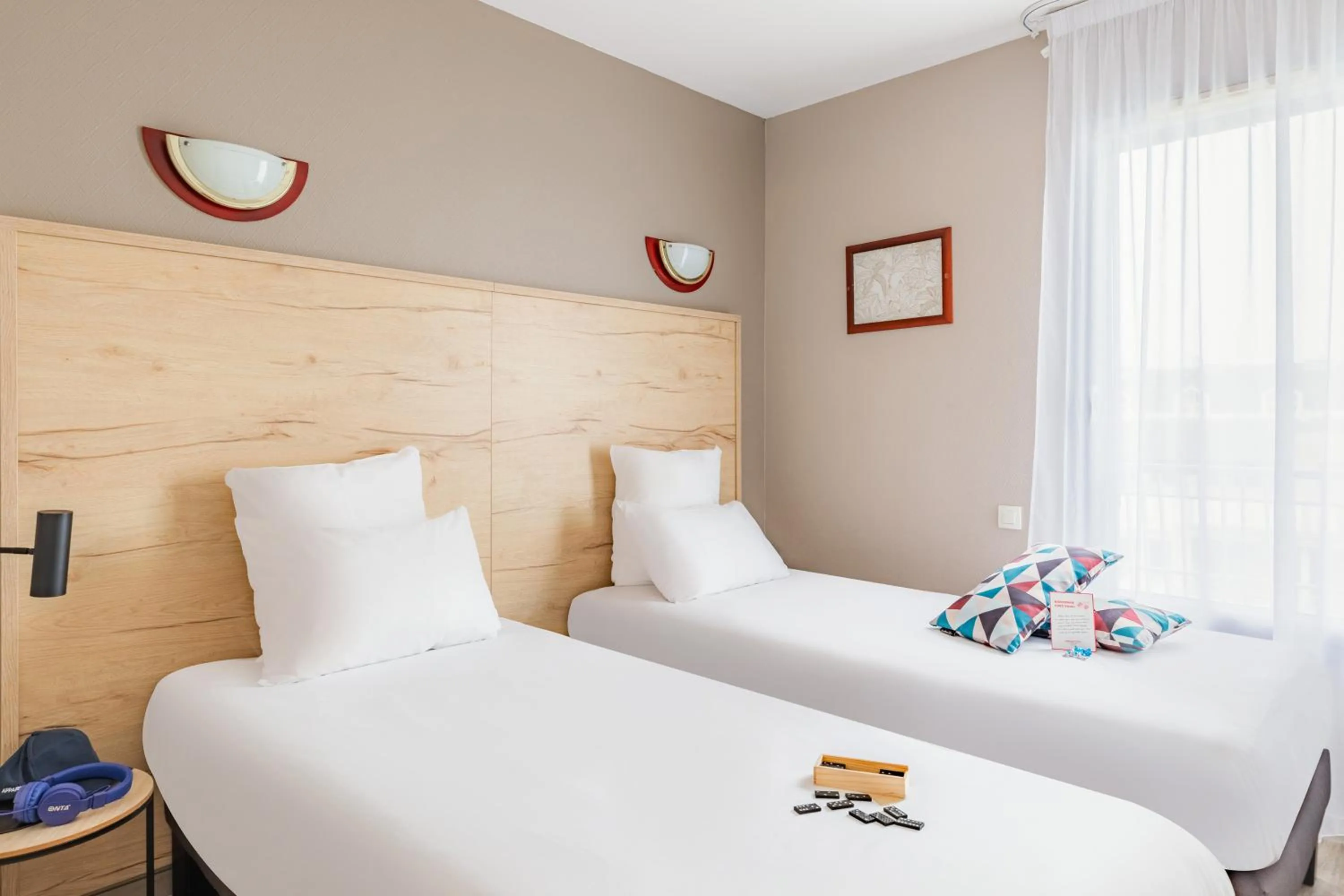 Bed in Appart'City Confort Nantes Cité des Congrès