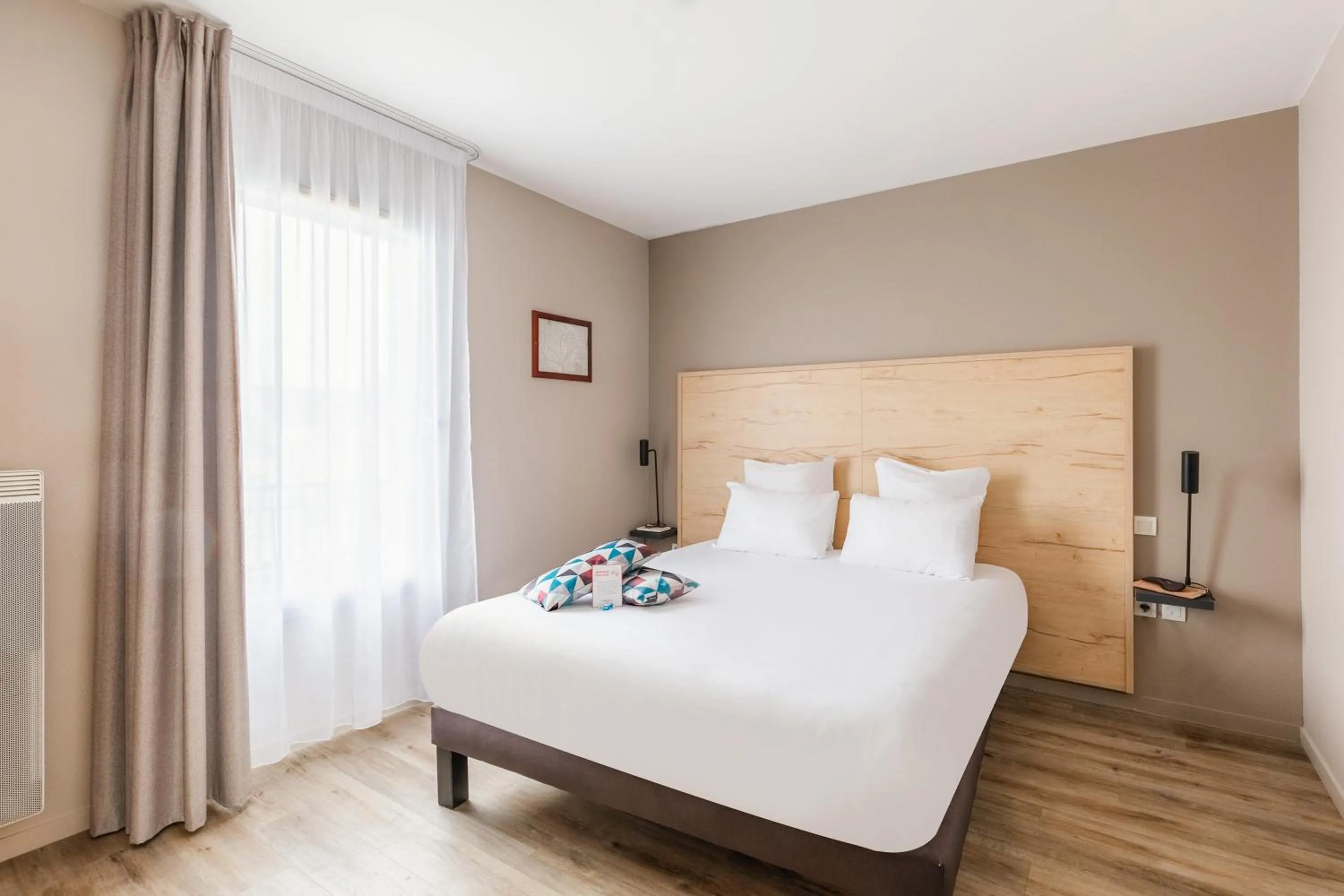 Bed in Appart'City Confort Nantes Cité des Congrès